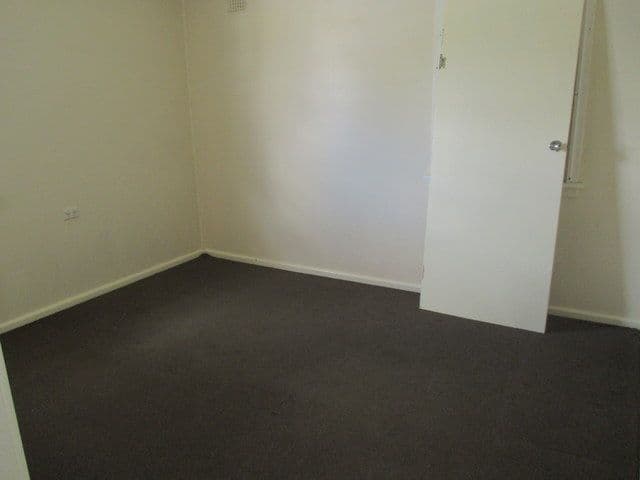 10 Greene Avenue, Coonamble - Thumbnail 6