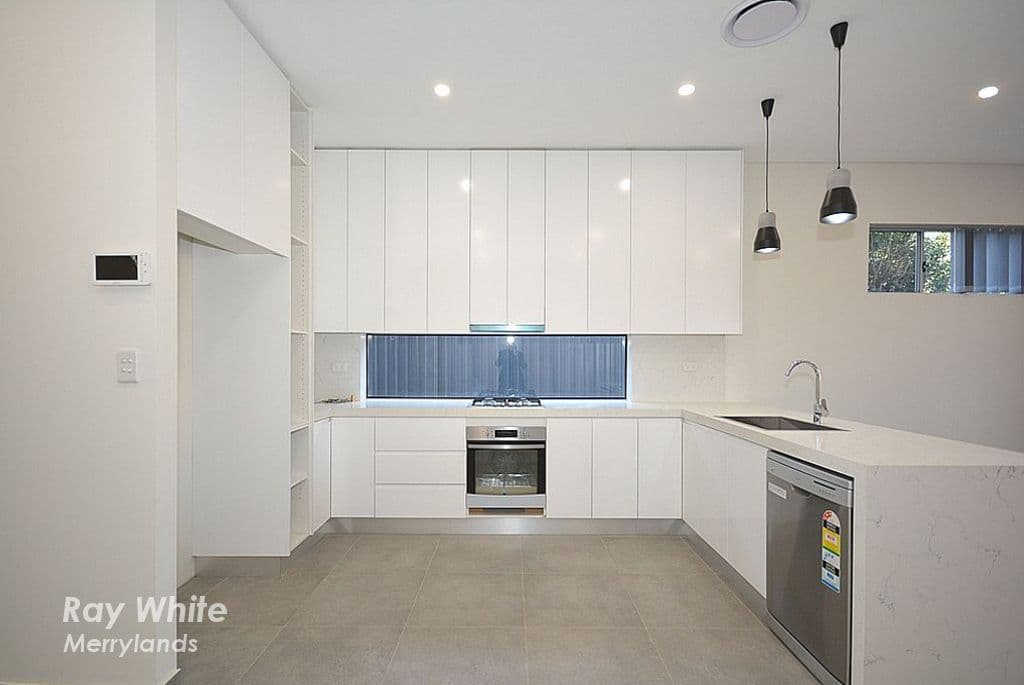 6 Edna Avenue, Merrylands NSW 2160, Merrylands - Thumbnail 3