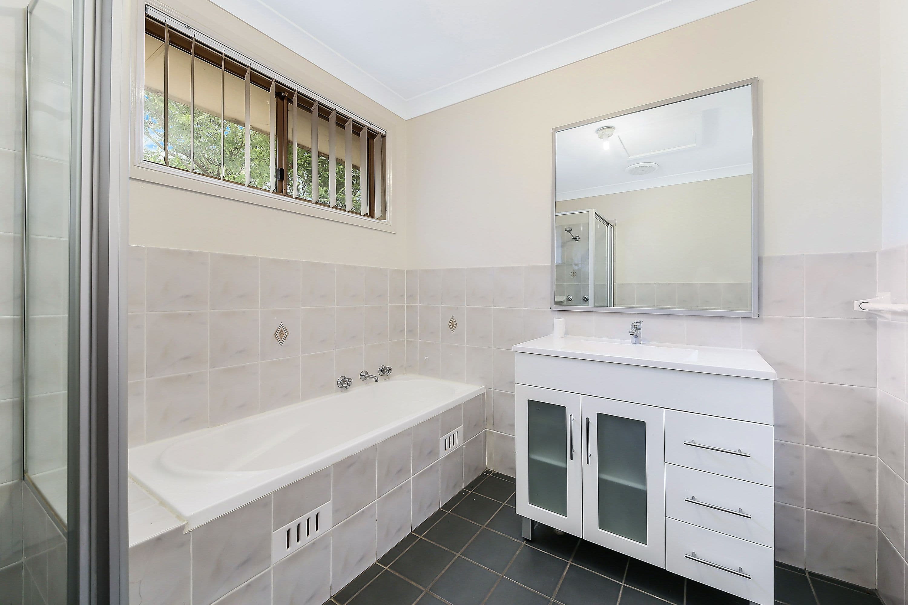 2 Calabro Avenue, Liverpool NSW 2170, Liverpool - Thumbnail 7