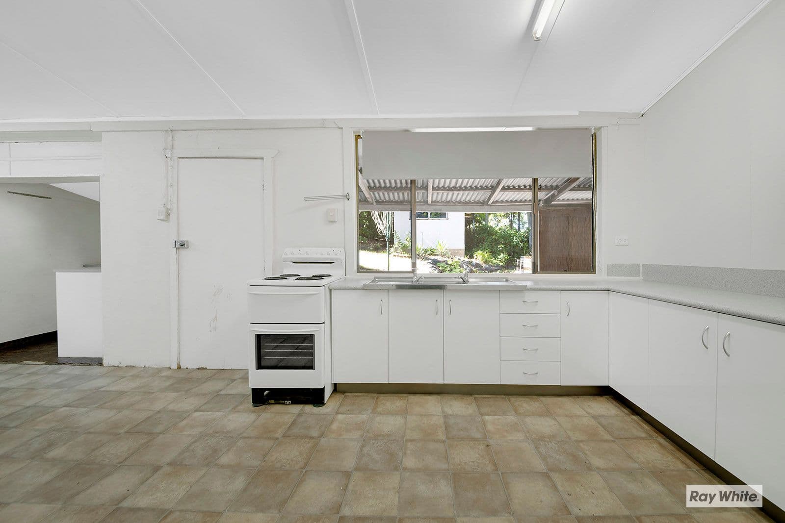 9 Atherton Street, Yeppoon QLD 4703, Yeppoon - Thumbnail 6