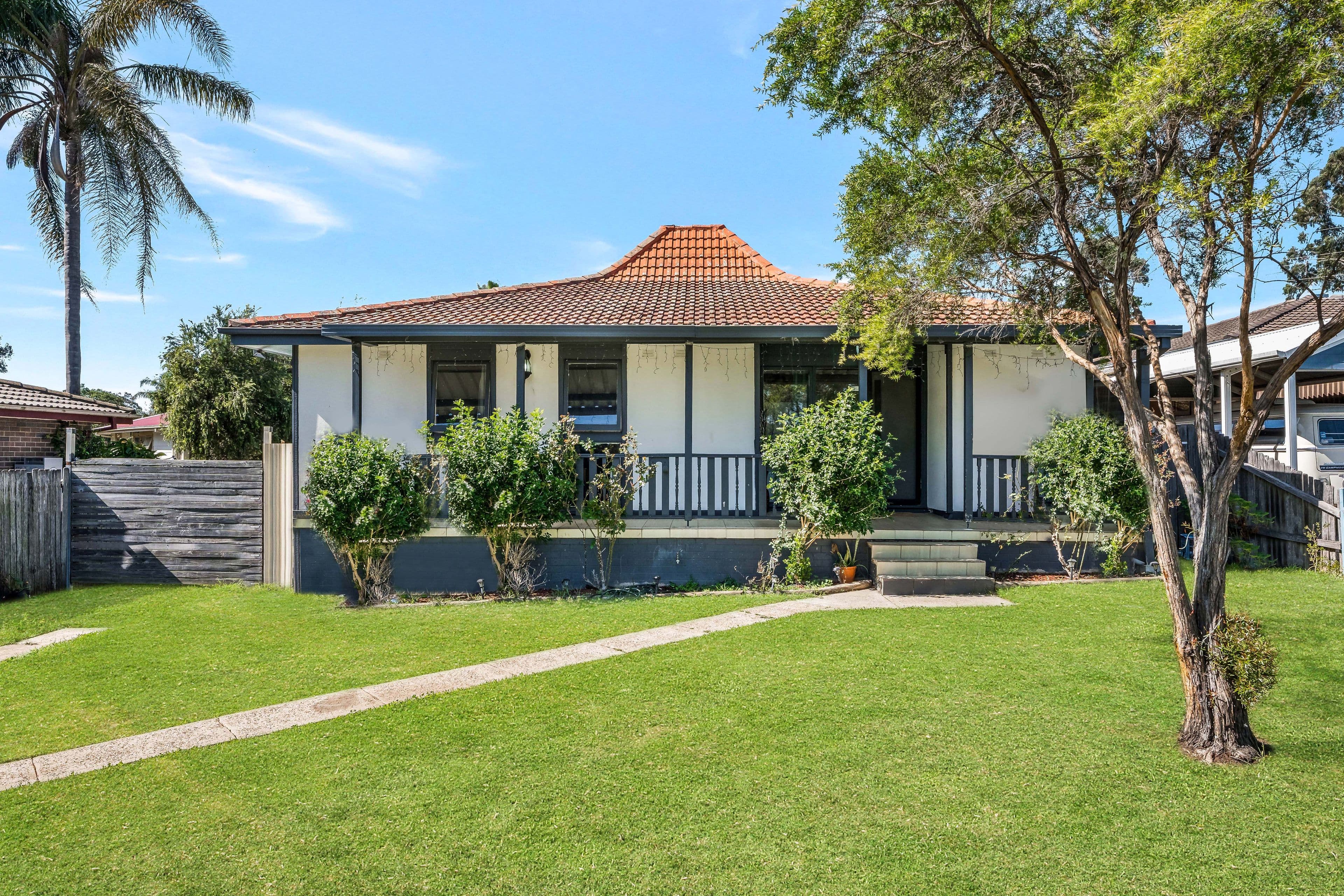3 Eurabbie Place, Macquarie Fields NSW 2564, Macquarie Fields - Thumbnail 2