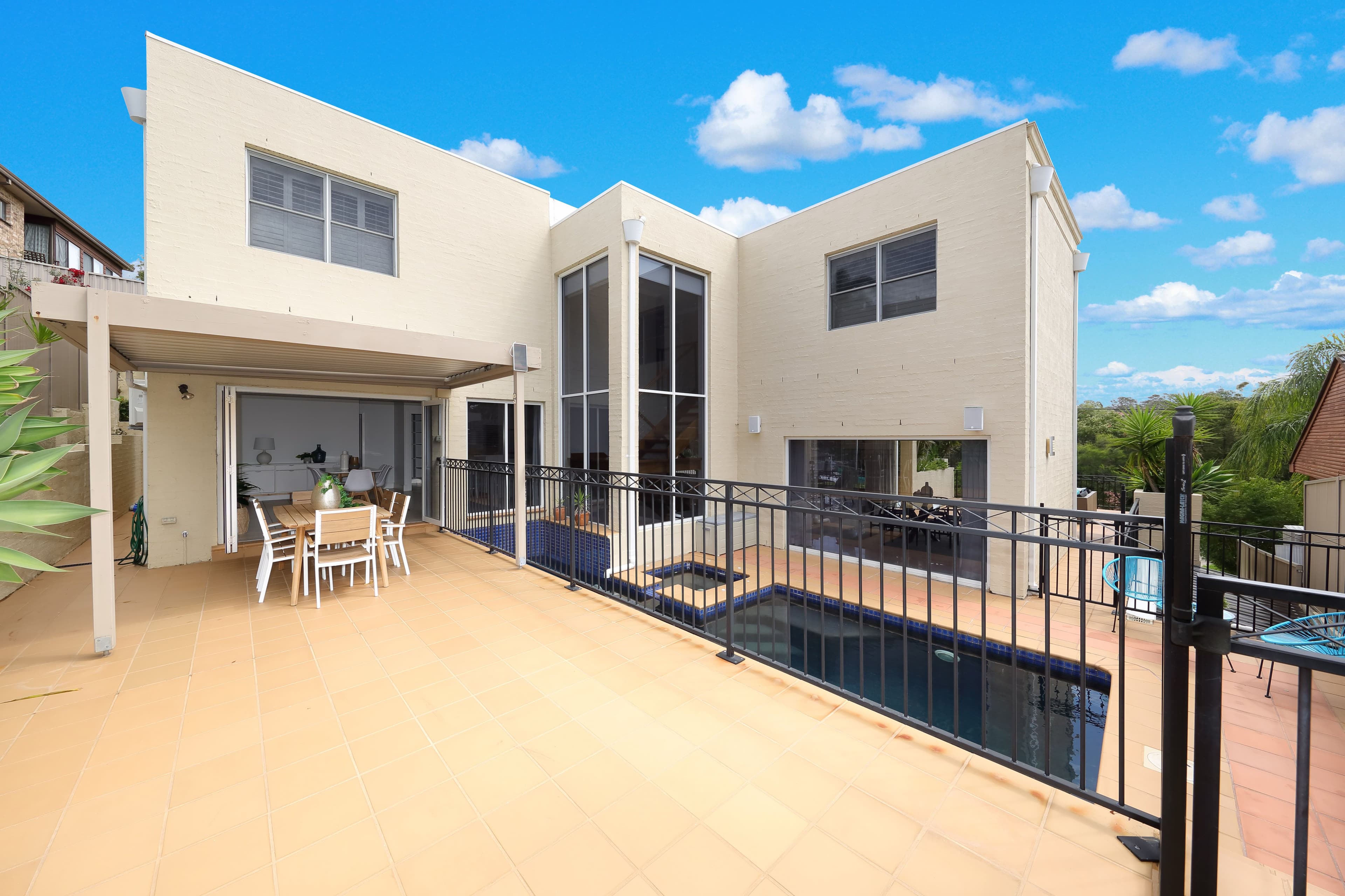 21 Llewellyn Street, Oatley - Thumbnail 2