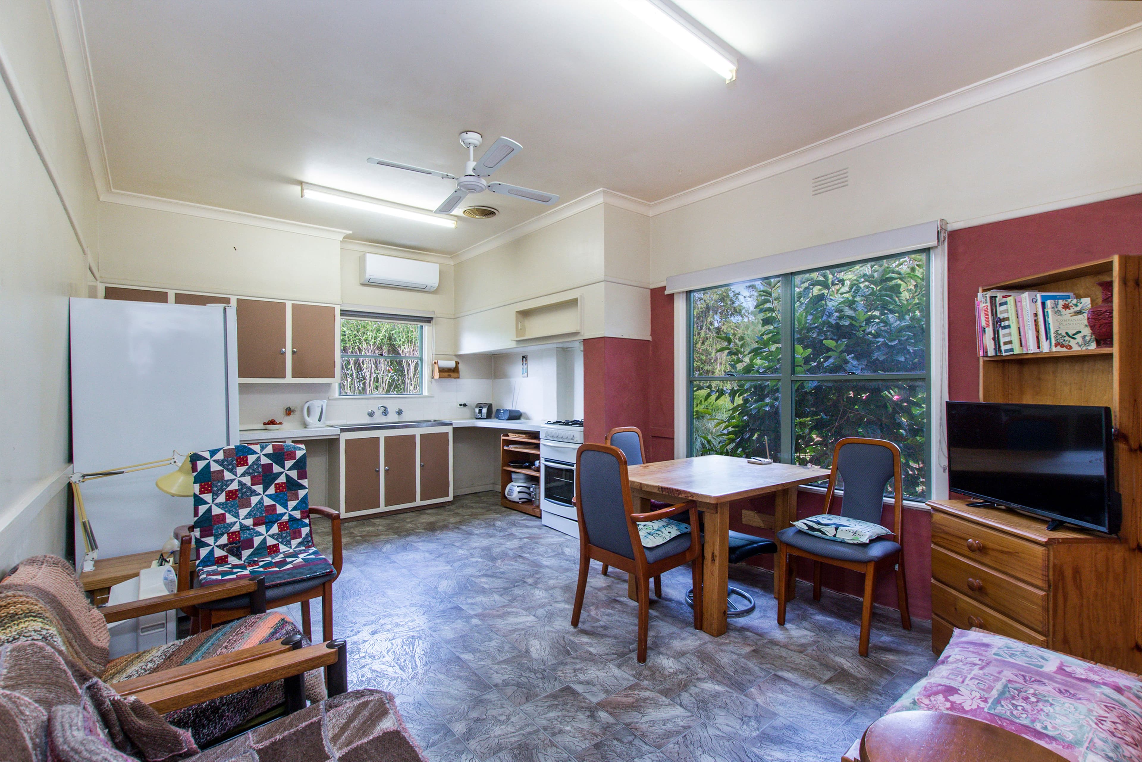 62 Webster Street, Mortlake VIC 3272, Mortlake - Thumbnail 4