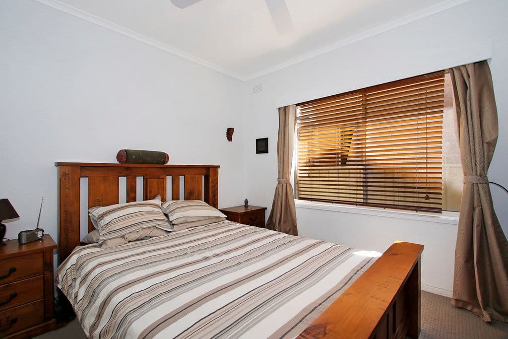 13 Latimer Street, Benalla VIC 3672, Benalla - Thumbnail 5