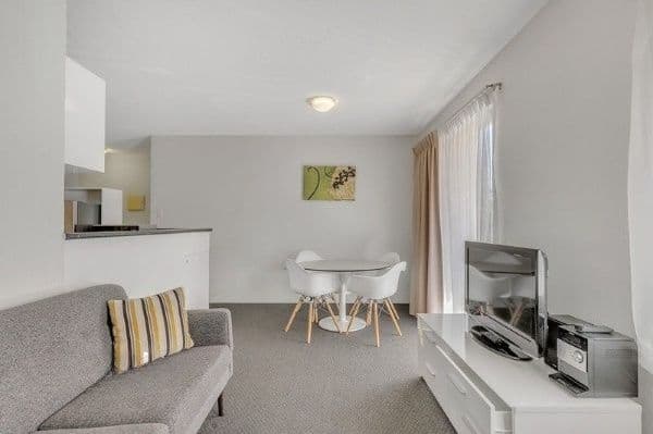 (R233) 102/255 Hindley Street, Adelaide SA 5000, Adelaide - Thumbnail 7