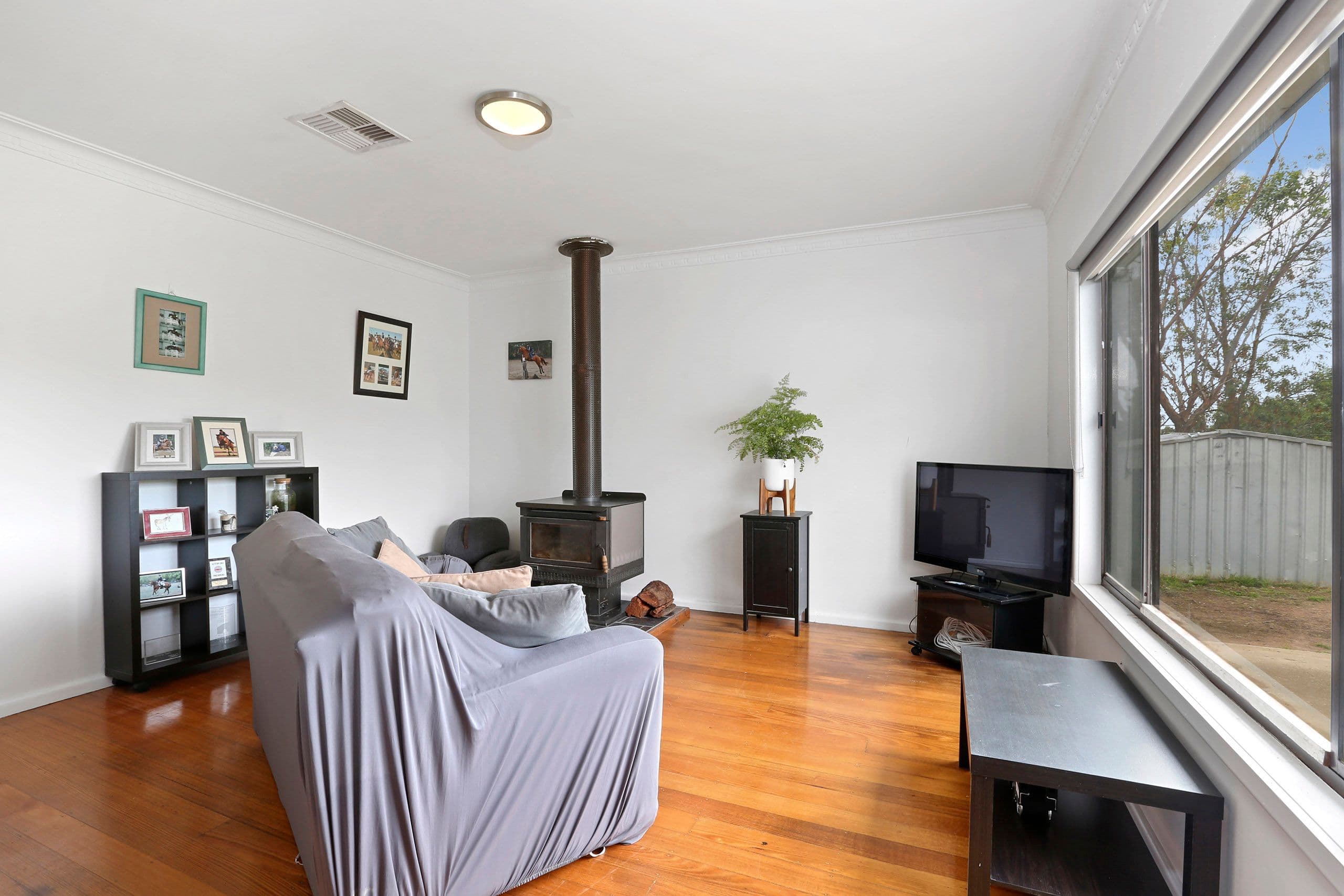 120 Coonawarra Drive, Avalon VIC 3212, Avalon - Thumbnail 2