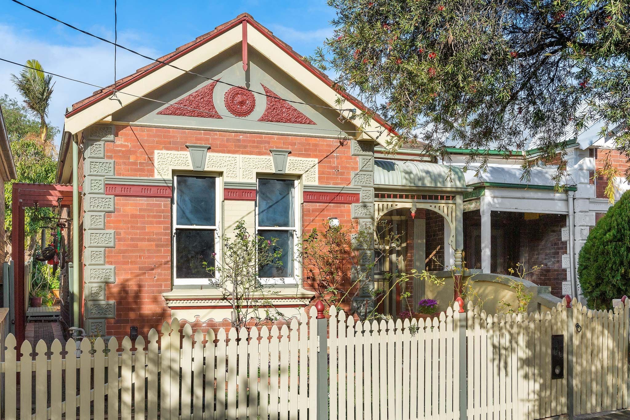 18 Griffiths Street, Tempe - Image 1