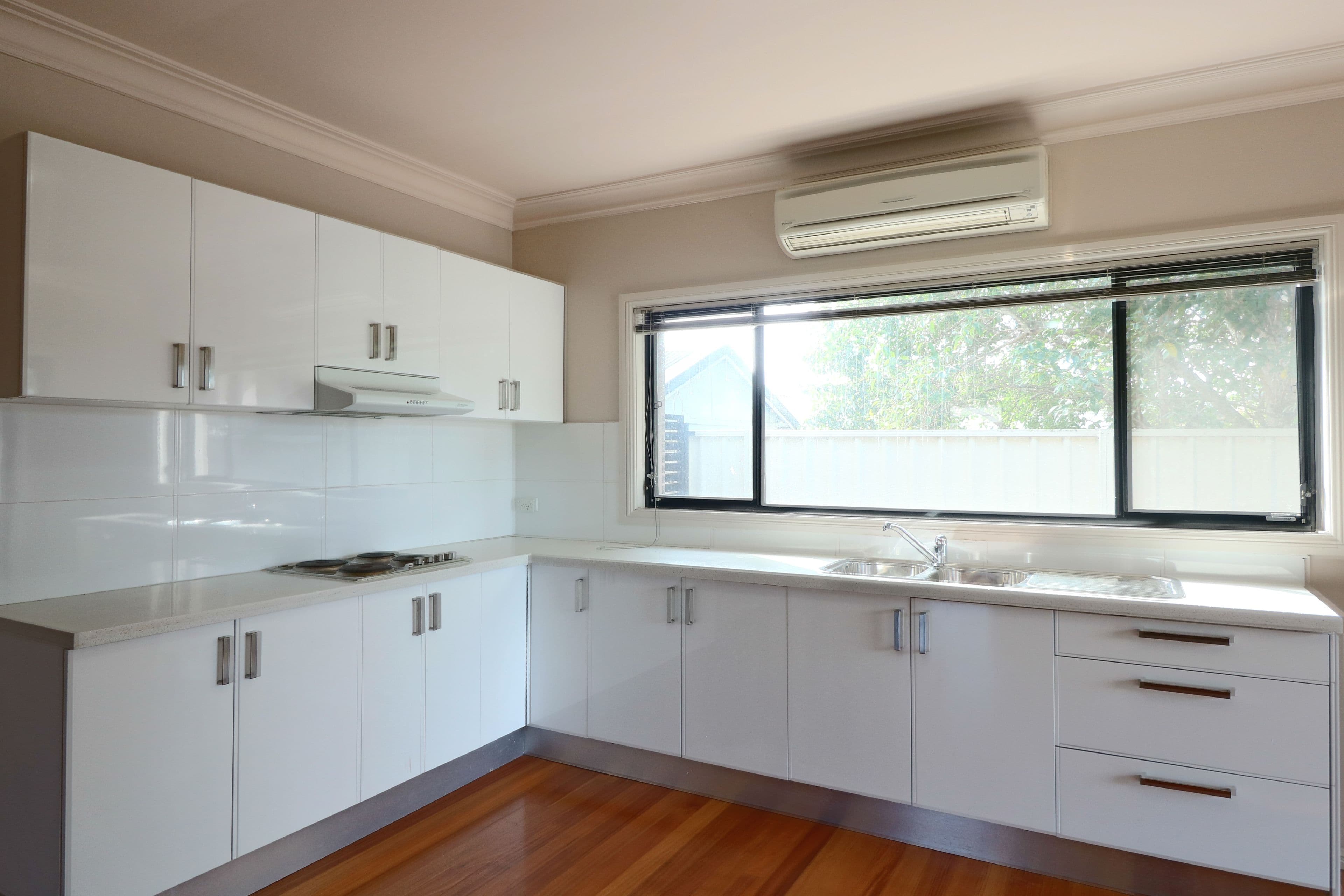 9 Paul Street, Canley Heights NSW 2166, Canley Heights - Thumbnail 3