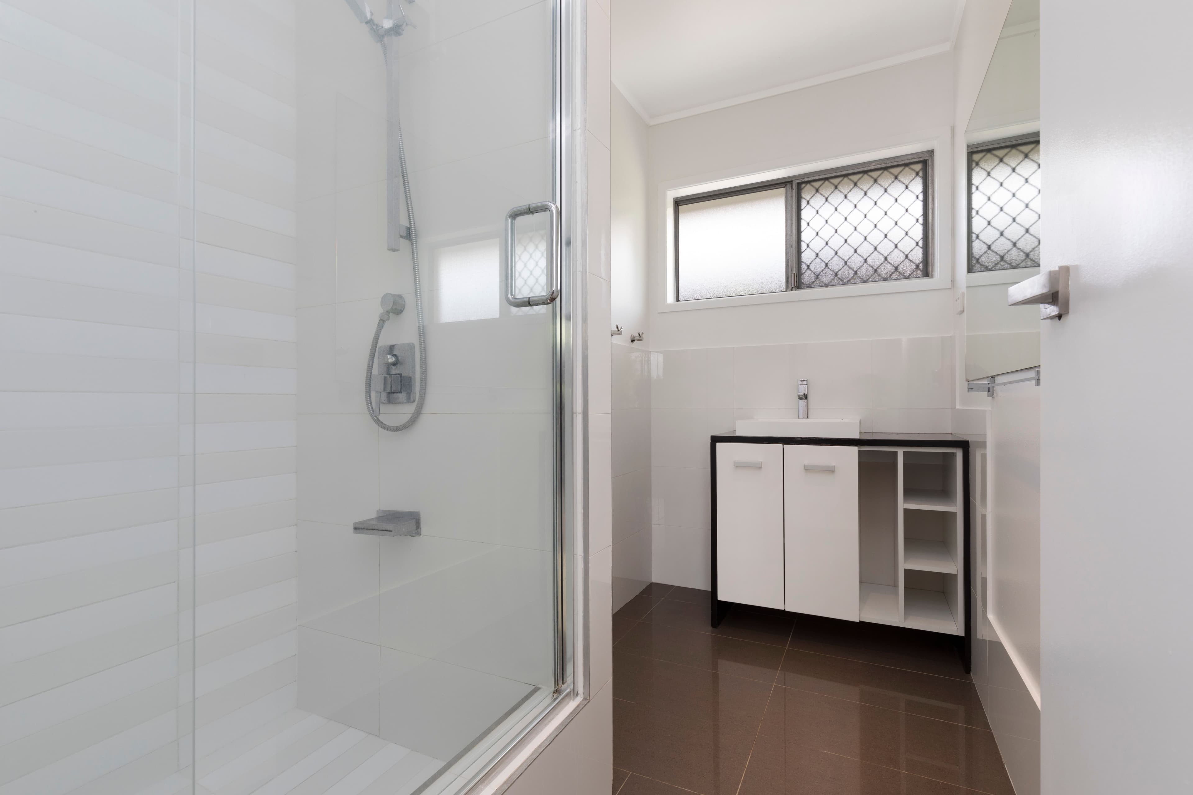 16 Harefield Street, Indooroopilly QLD 4068, Indooroopilly - Thumbnail 7