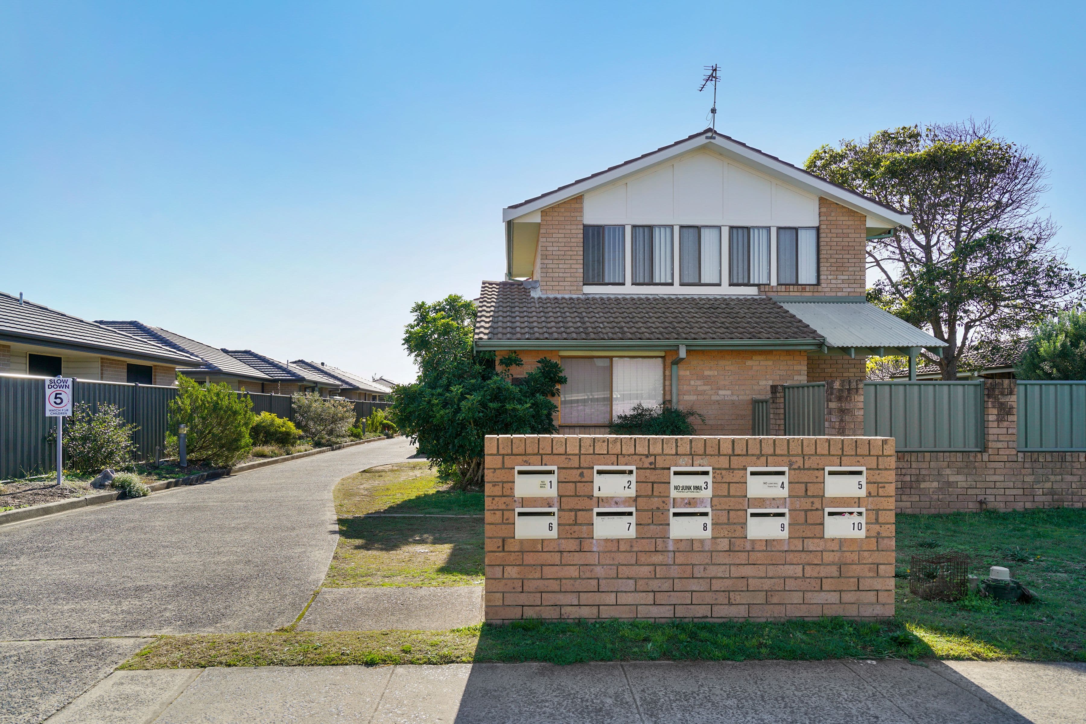 201 West Street, Umina Beach NSW 2257, Umina Beach - Thumbnail 2