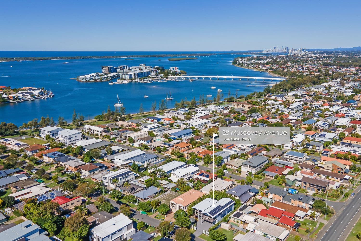 28 Muscovey Avenue, Paradise Point QLD 4216, Paradise Point - Thumbnail 4