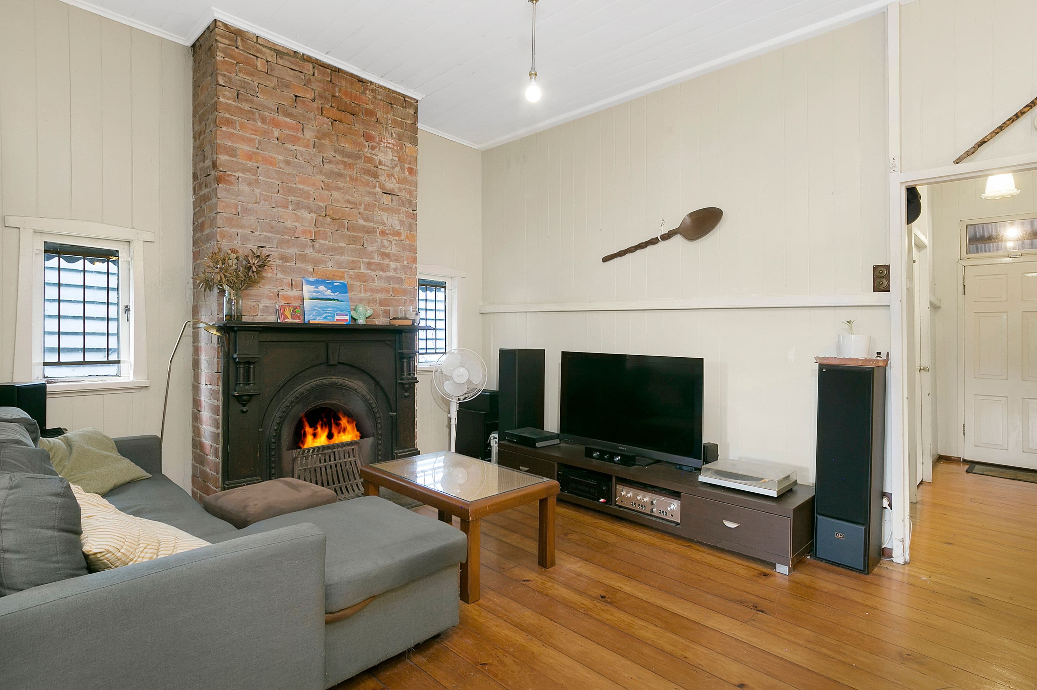 16 Macgregor Terrace, Bardon QLD 4065, Bardon - Thumbnail 2