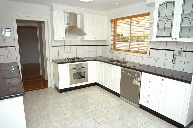 41 Chapel Street, Glen Waverley VIC 3150, Glen Waverley - Thumbnail 3