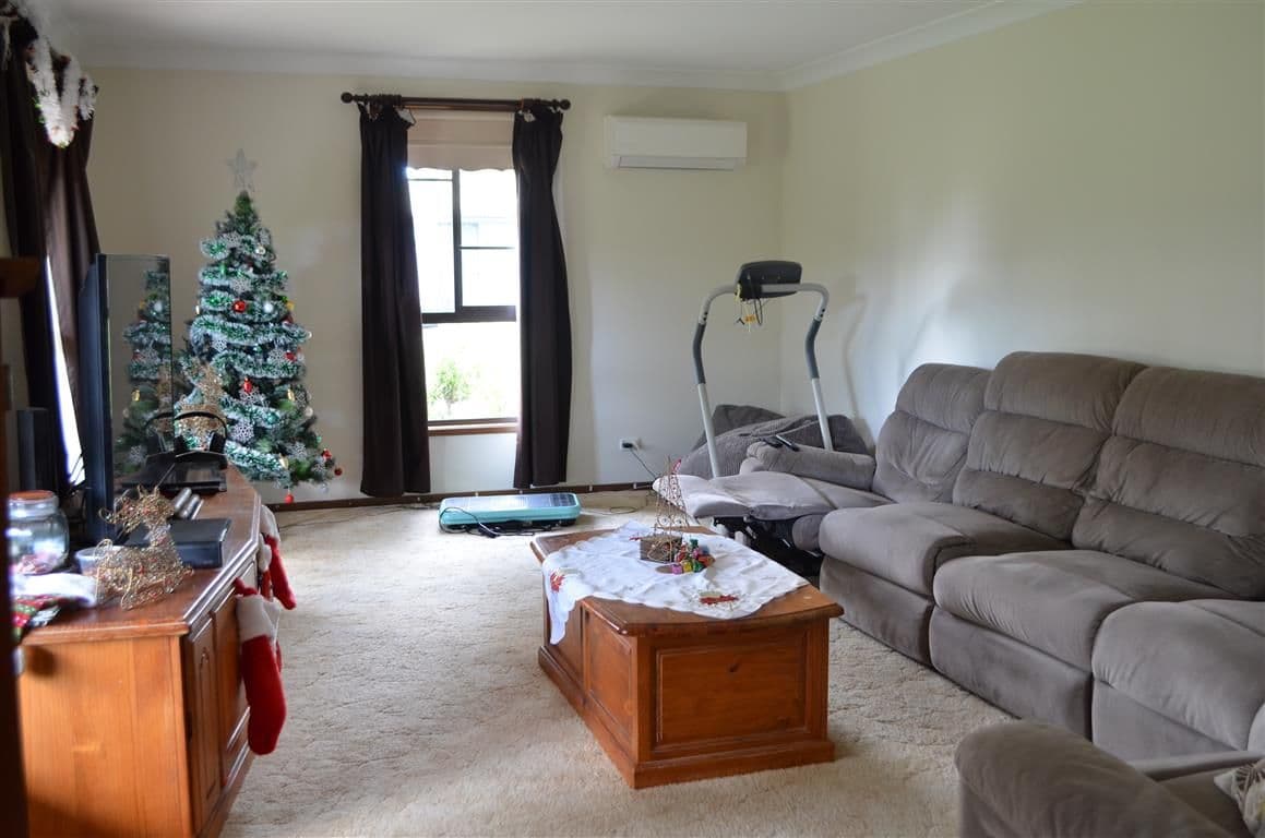 53 Cloverdale Road, TUMUT NSW 2720, Tumut - Thumbnail 2