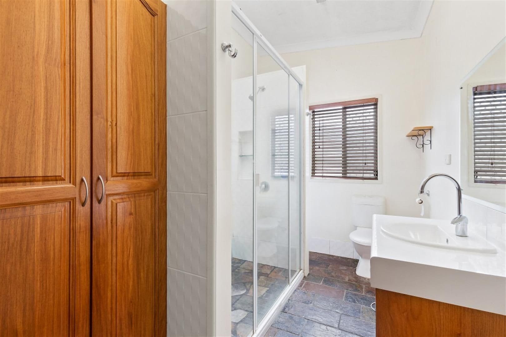69 Somerset Road, Gracemere QLD 4702, Gracemere - Thumbnail 6
