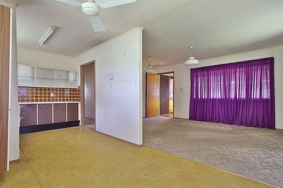 2A Law Street, Bundamba QLD 4304, Bundamba - Thumbnail 2