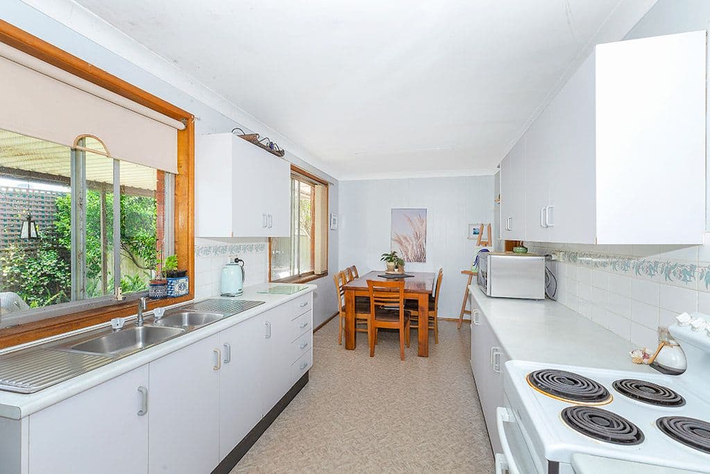4 Mullard Close, Shortland NSW 2307, Shortland - Thumbnail 4