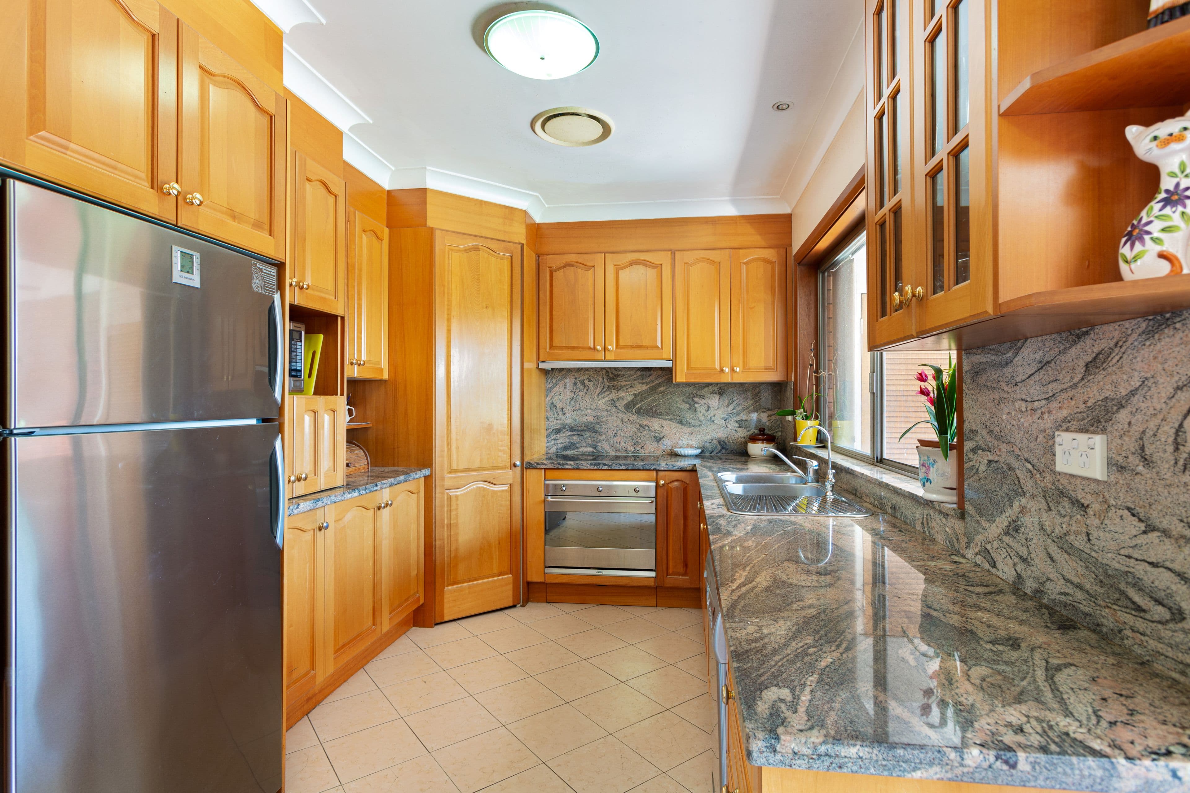 16 Langdon Road, Baulkham Hills - Thumbnail 4