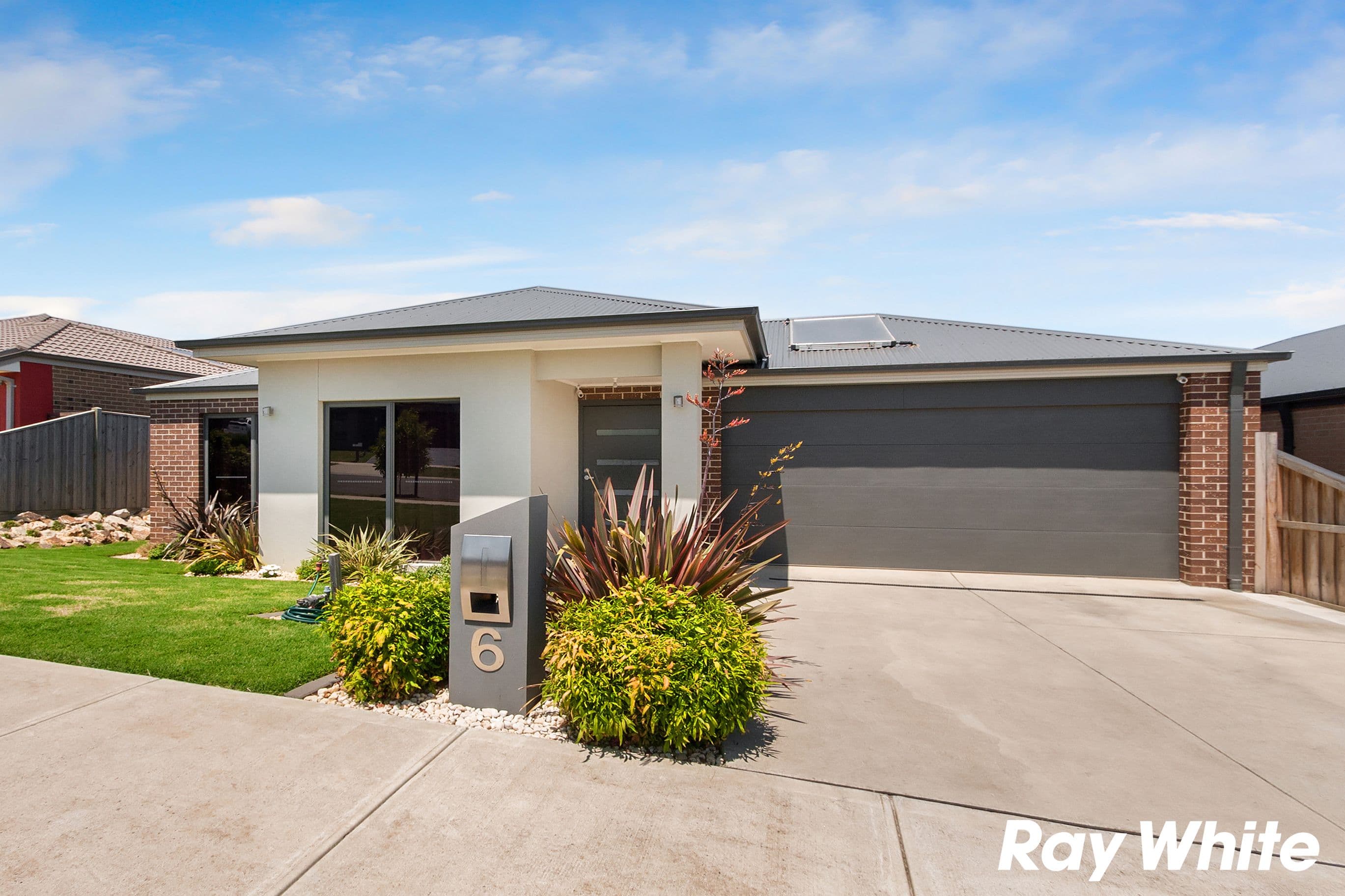6 Golden Avenue, Warragul VIC 3820, Warragul - Image 1