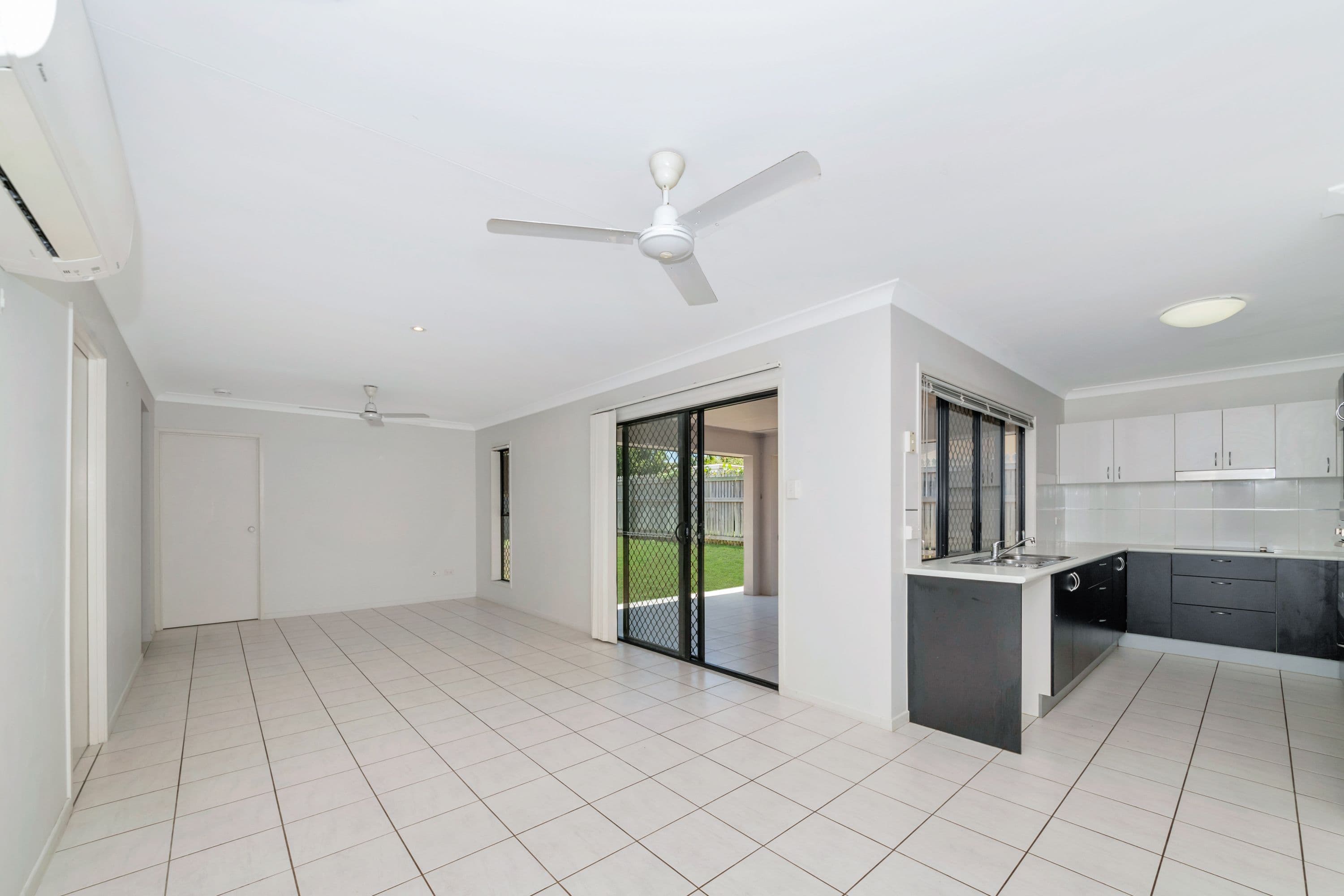 10 Coolidge Street, Mount Louisa QLD 4814, Mount Louisa - Thumbnail 3