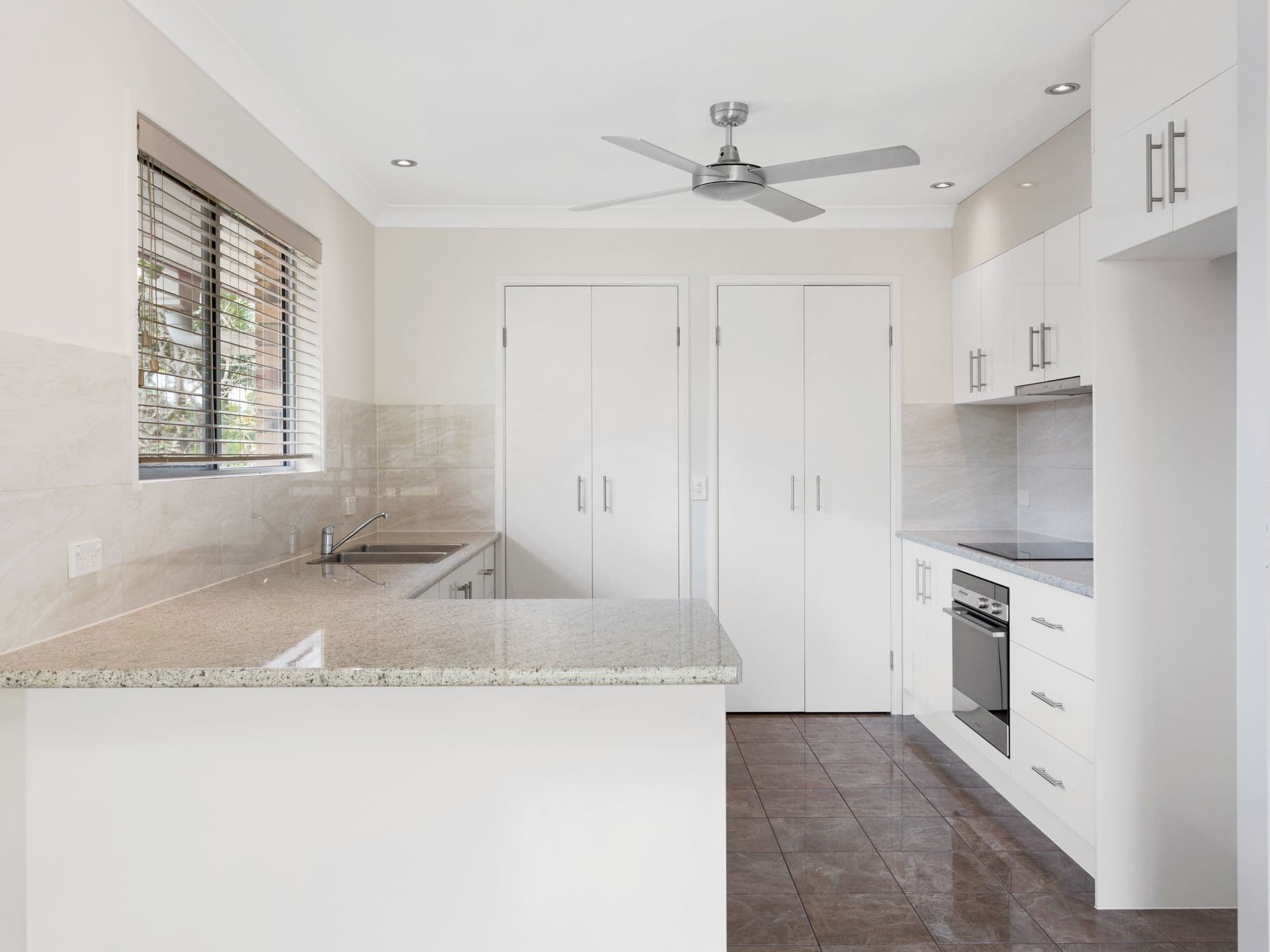 72 Alicia Street, Southport QLD 4215, Southport - Thumbnail 5