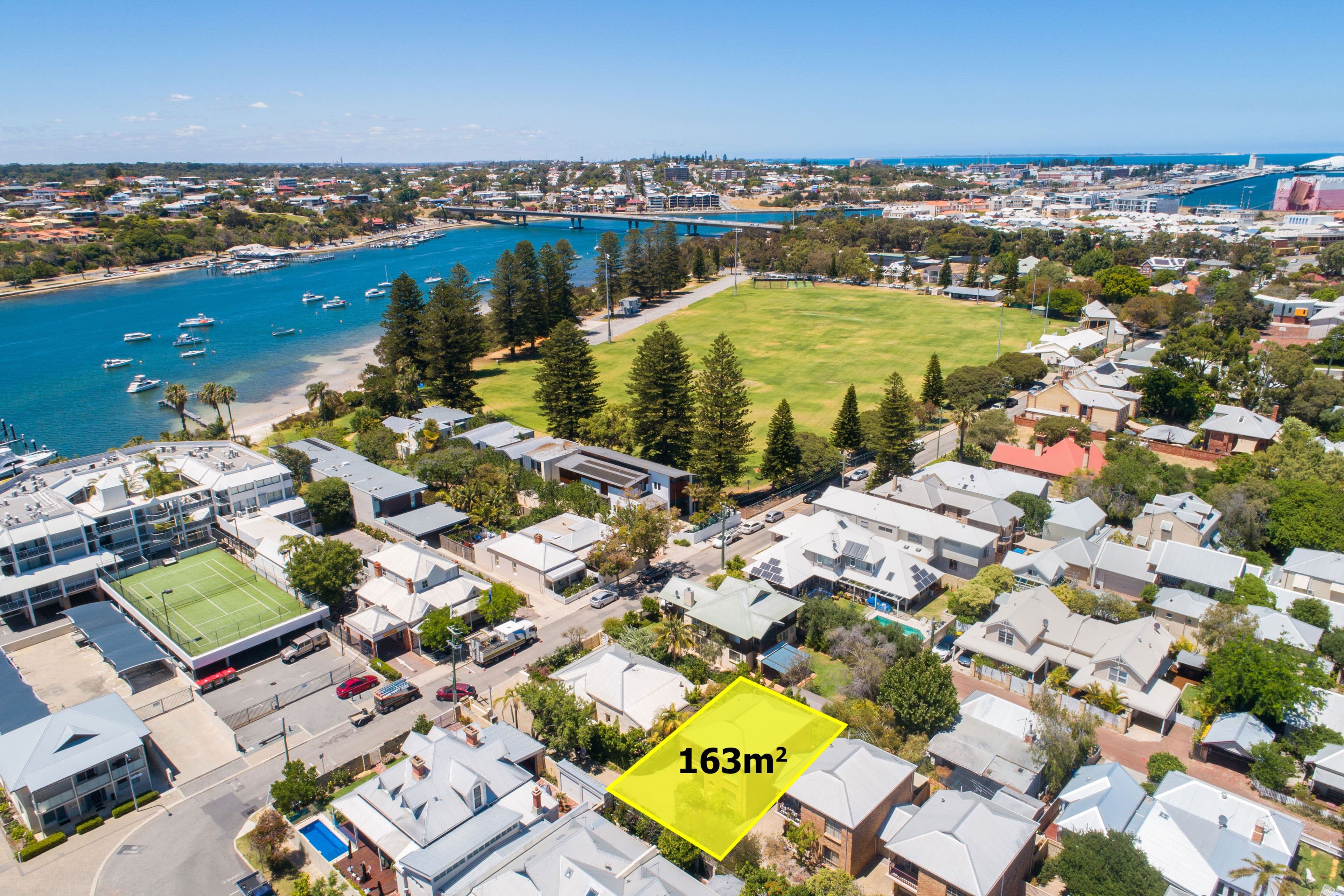 2/4 John Street, North Fremantle WA 6159, North Fremantle - Thumbnail 2