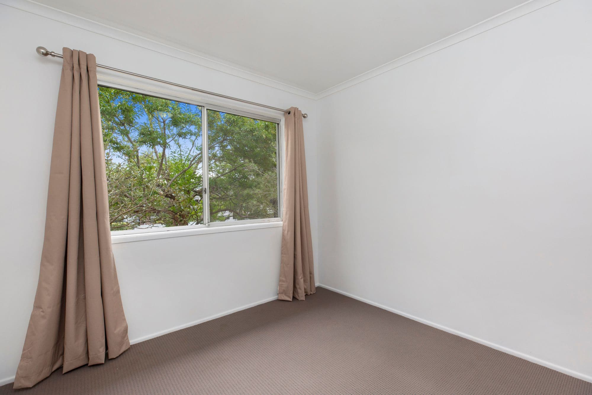 21 Eppalong Street, The Gap QLD 4061, The Gap - Thumbnail 8
