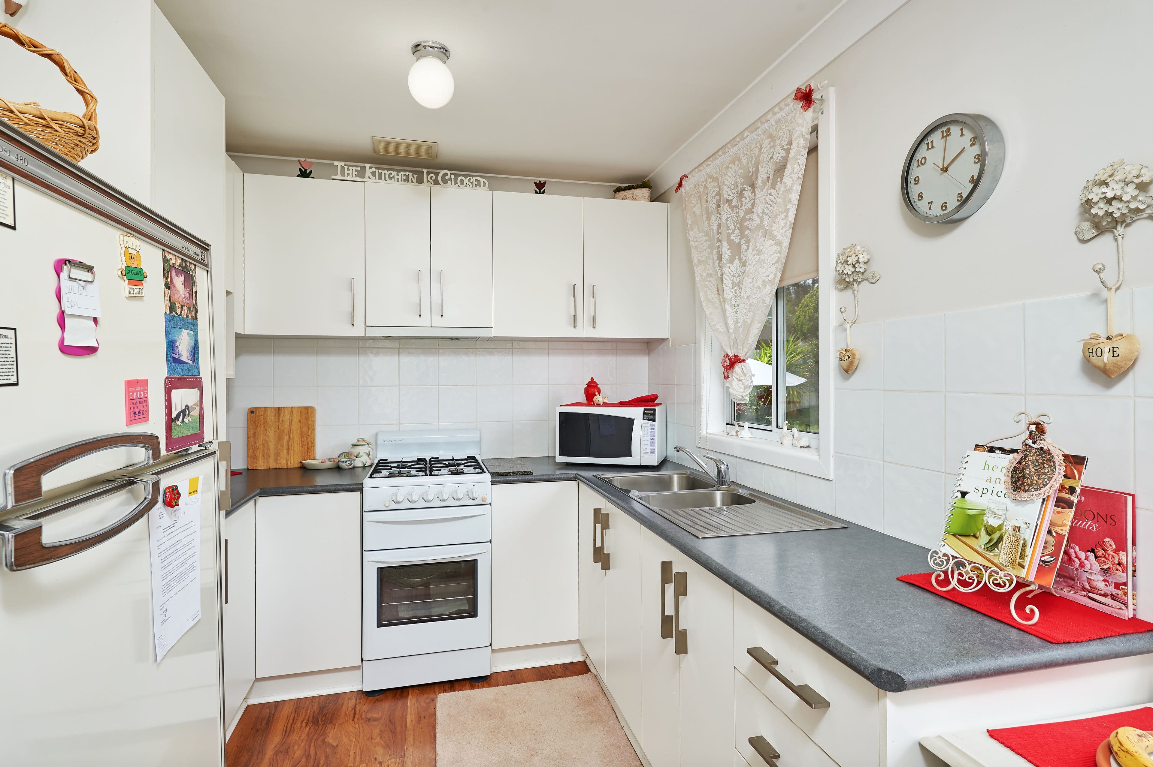 46 Commins Street, Junee - Thumbnail 2