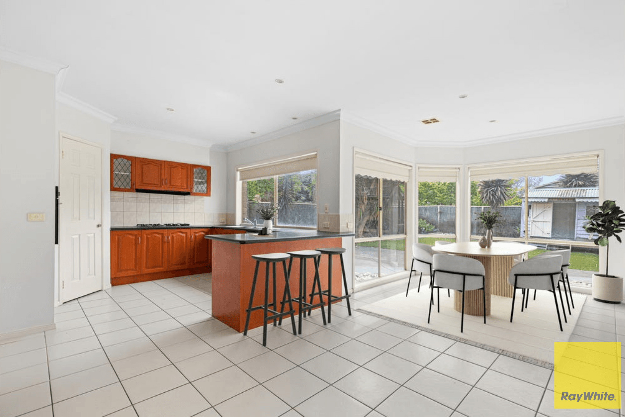 9 Kemerton Close, Point Cook VIC 3030, Point Cook - Thumbnail 4