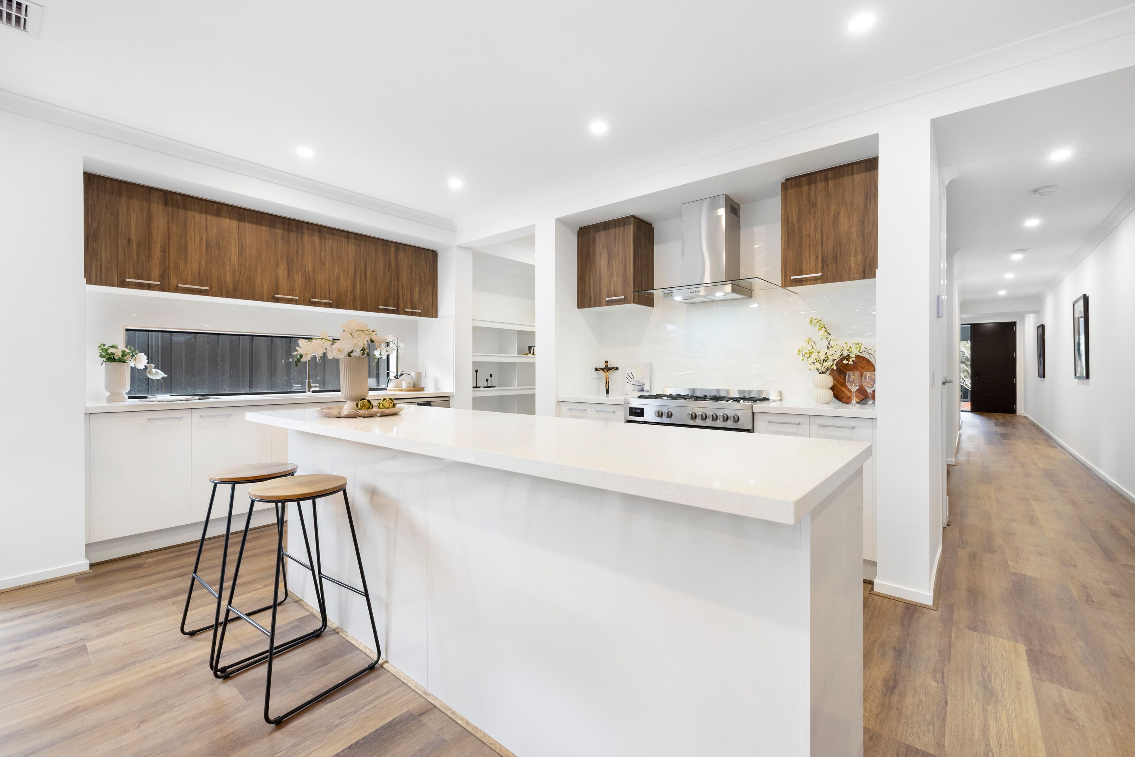 13B Billara Close, Wantirna South VIC 3152, Wantirna South - Thumbnail 2