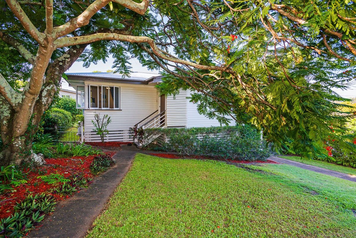 4 Casmaria Street, Mansfield QLD 4122, Mansfield - Image 1