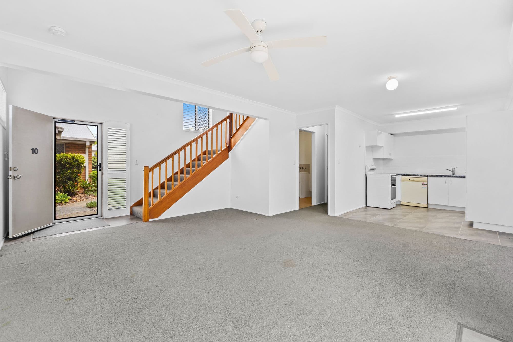 40 Leis Parade, Lawnton QLD 4501, Lawnton - Thumbnail 3