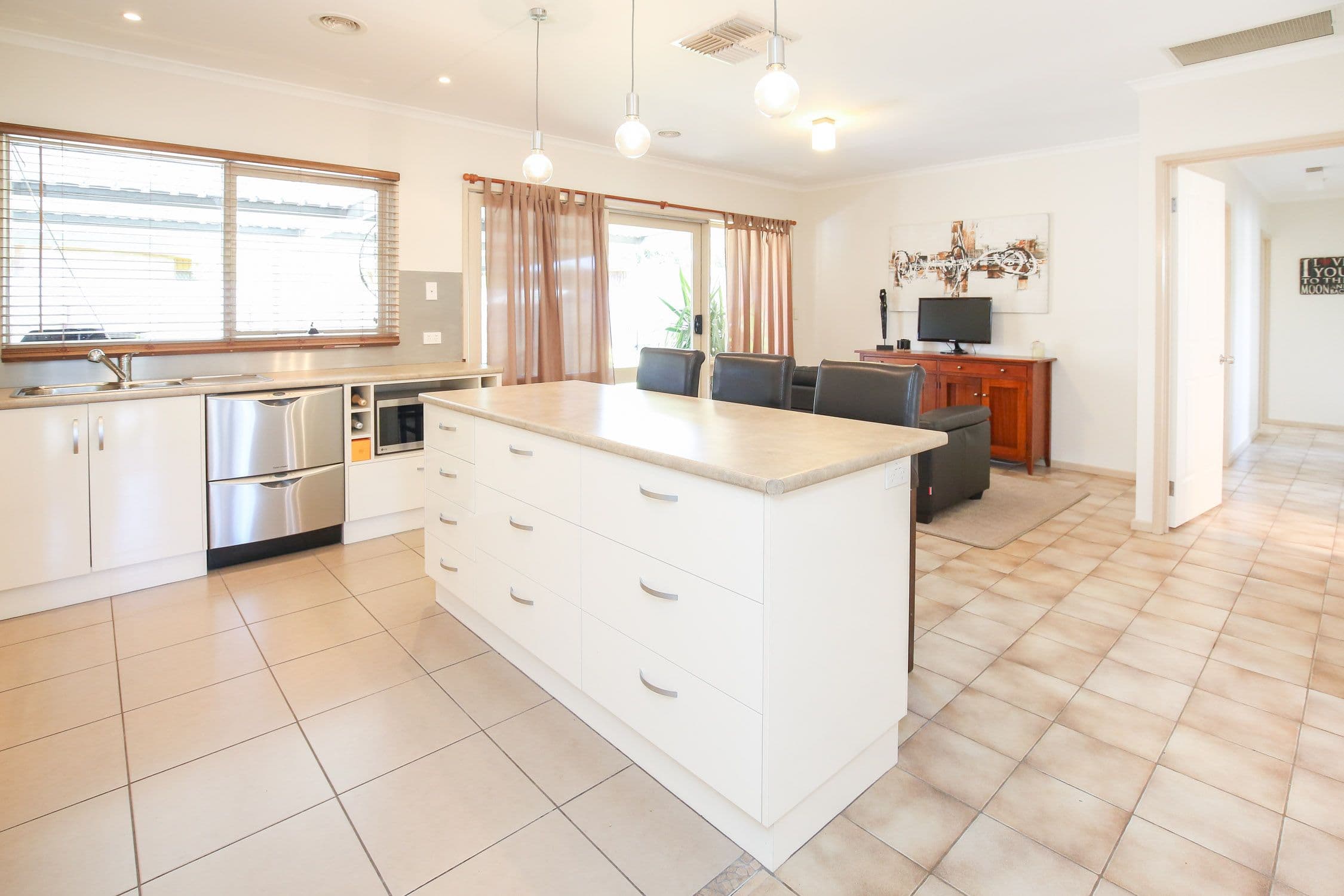 6 Williams Avenue, Mildura VIC 3500, Mildura - Thumbnail 4