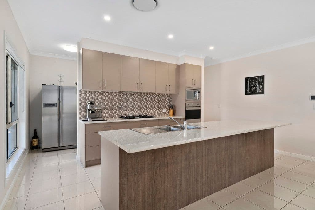 5 Farrow Close, Woodford QLD 4514, Woodford - Thumbnail 6
