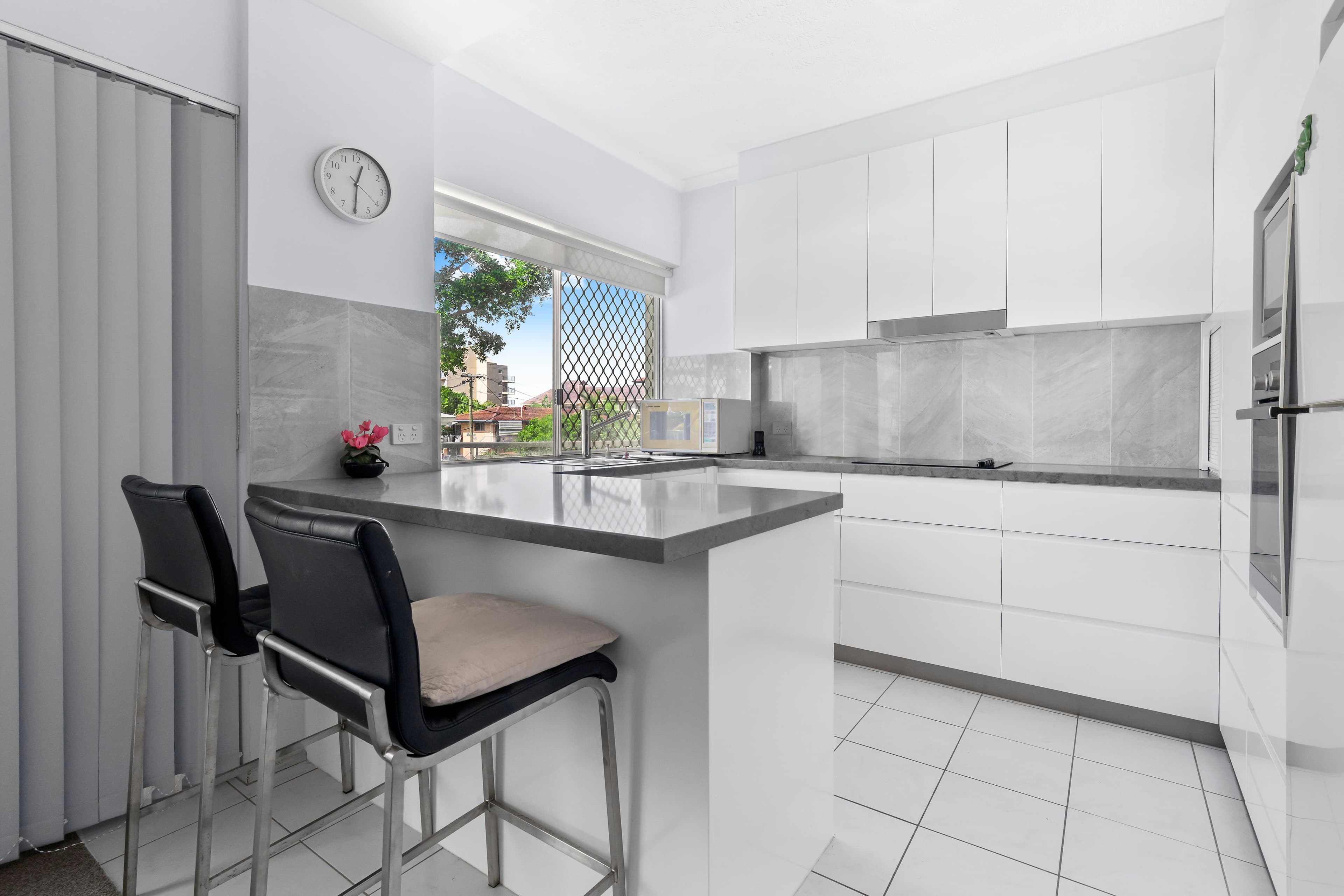 29 Montana Road, Mermaid Beach QLD 4218, Mermaid Beach - Thumbnail 2