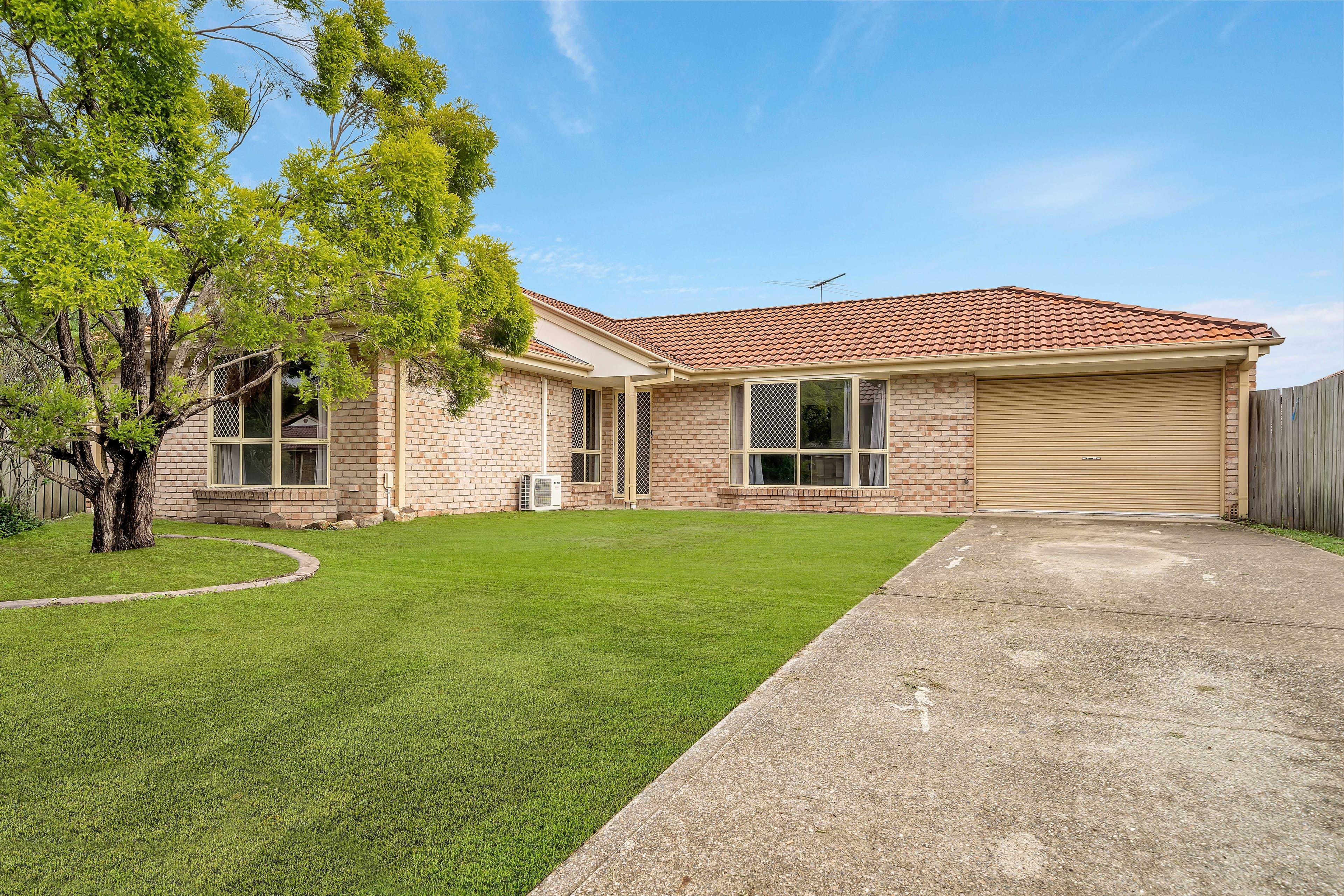 8 Nicole Place, Crestmead QLD 4132, Crestmead - Image 1
