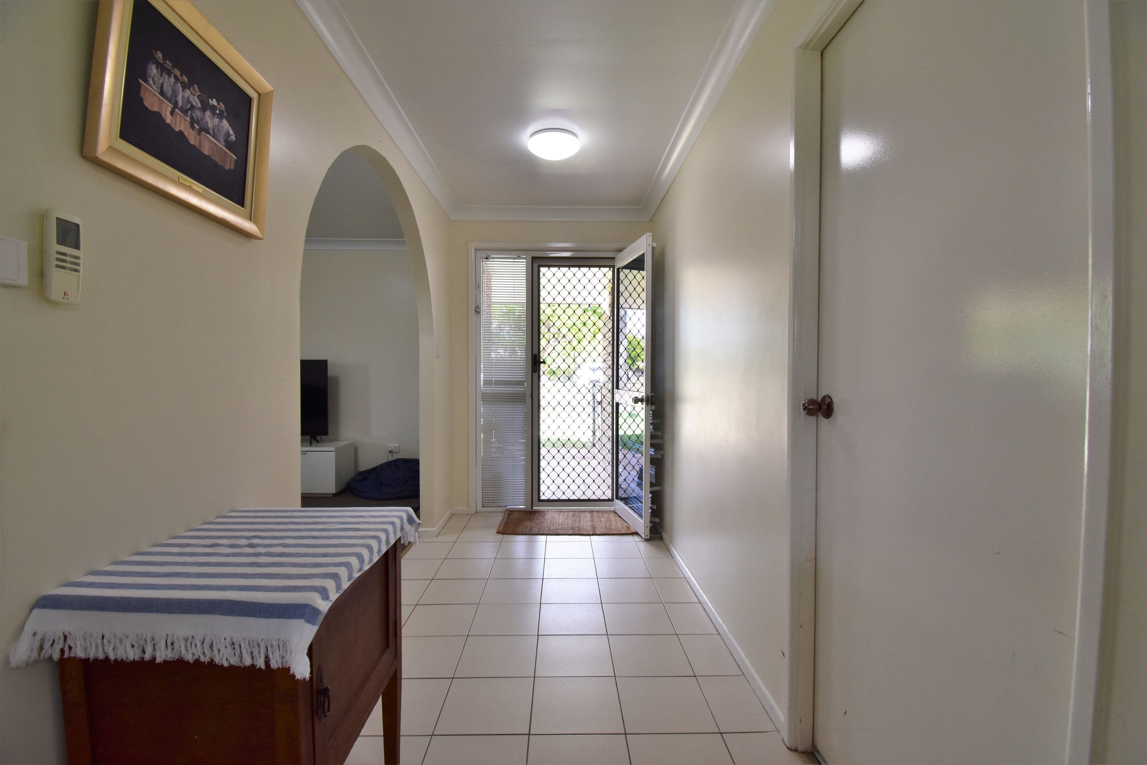 60 Beech Street, Barcaldine QLD 4725, Barcaldine - Thumbnail 3