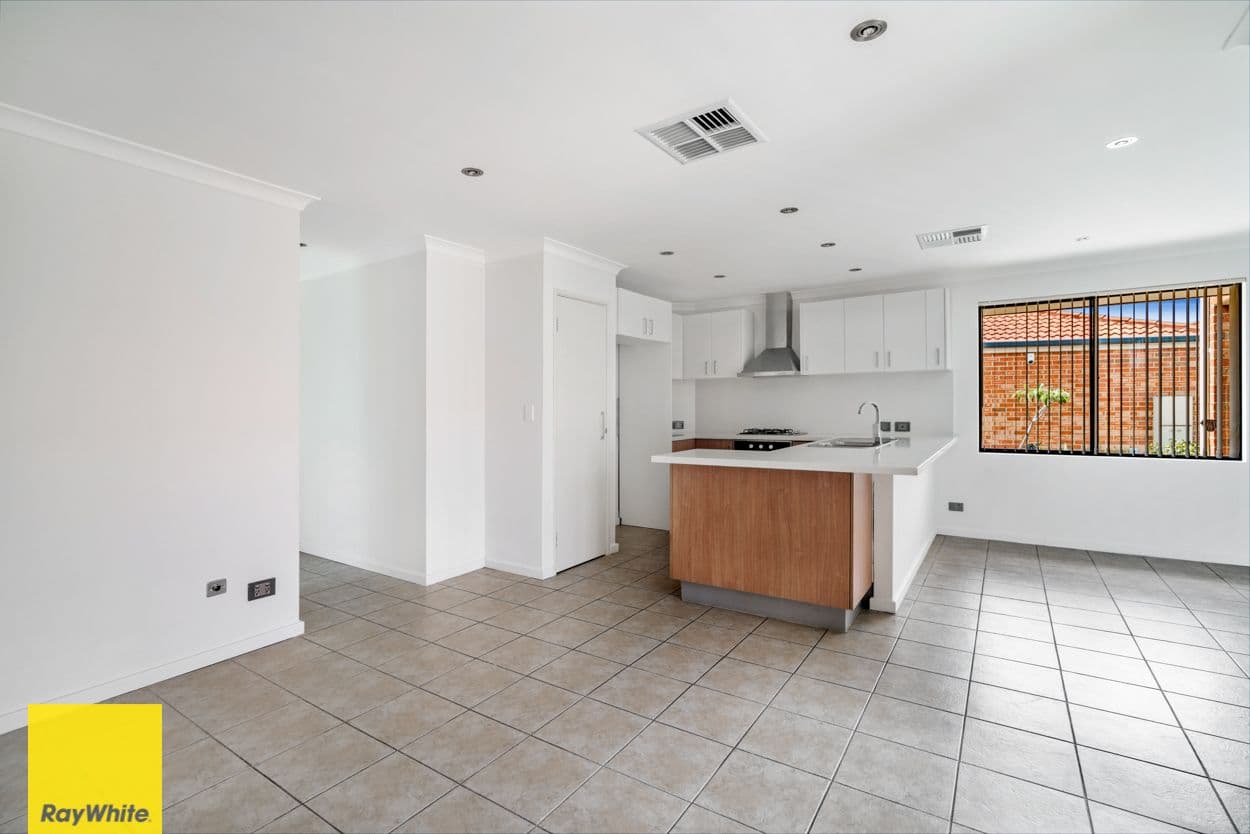39 Brookside Gardens, Caversham WA 6055, Caversham - Thumbnail 5