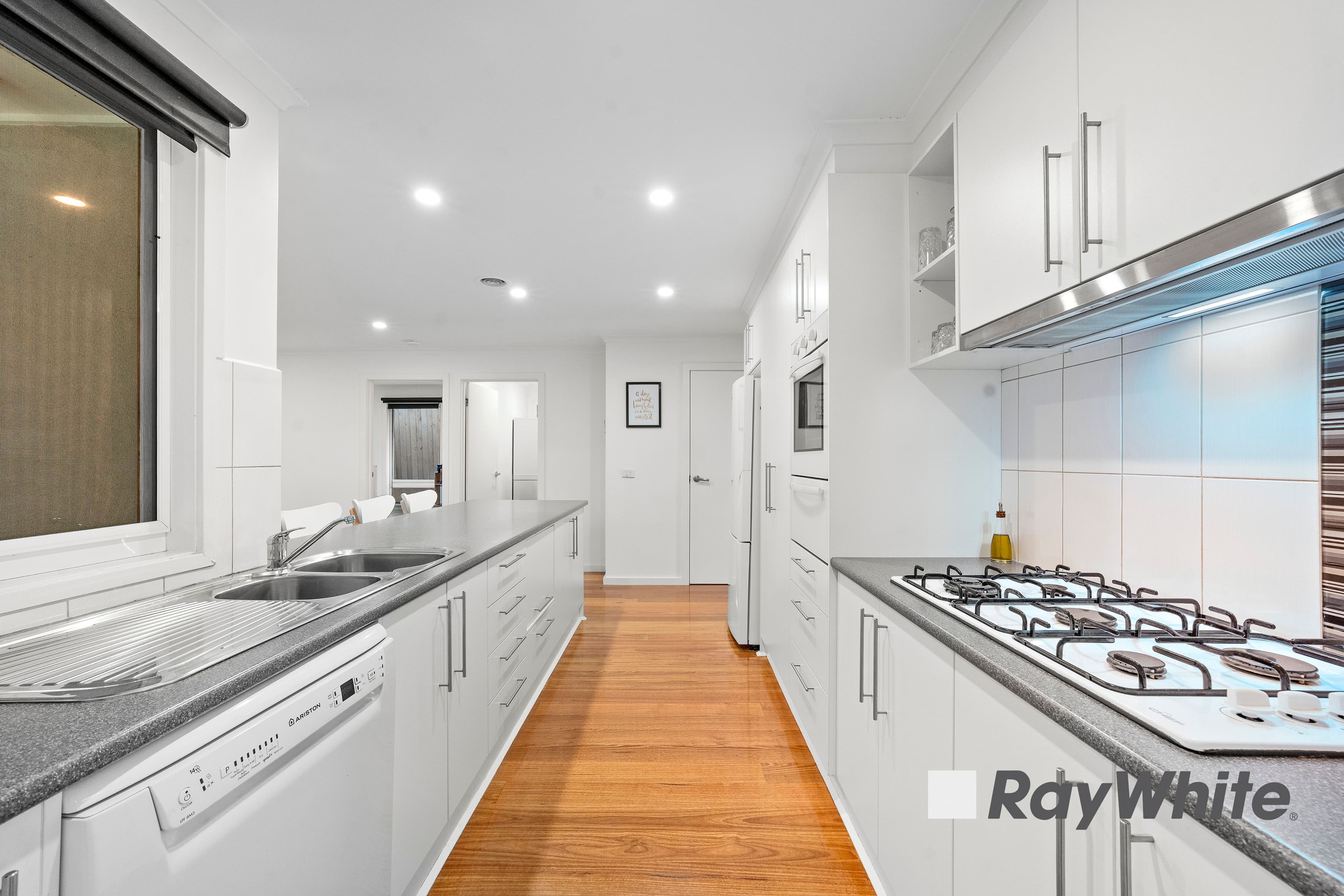 4 Orkney Close, Endeavour Hills VIC 3802, Endeavour Hills - Thumbnail 5