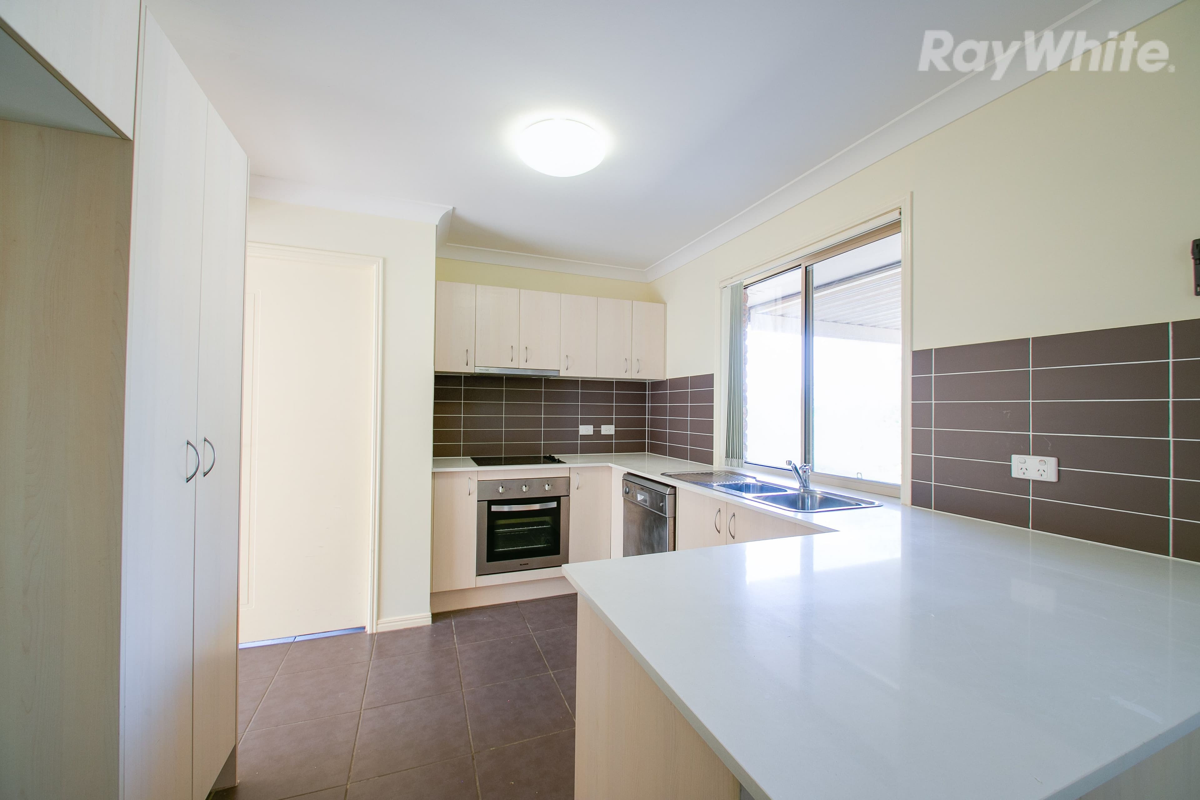 18 Barwell Street, Brassall QLD 4305, Brassall - Thumbnail 2