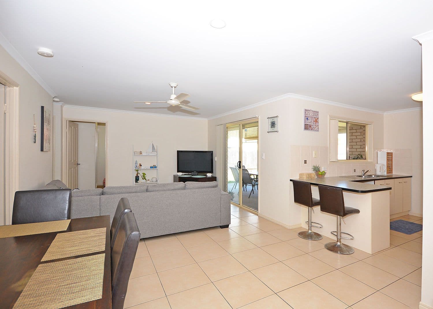8 Joselyn Drive, Point Vernon QLD 4655, Point Vernon - Thumbnail 8
