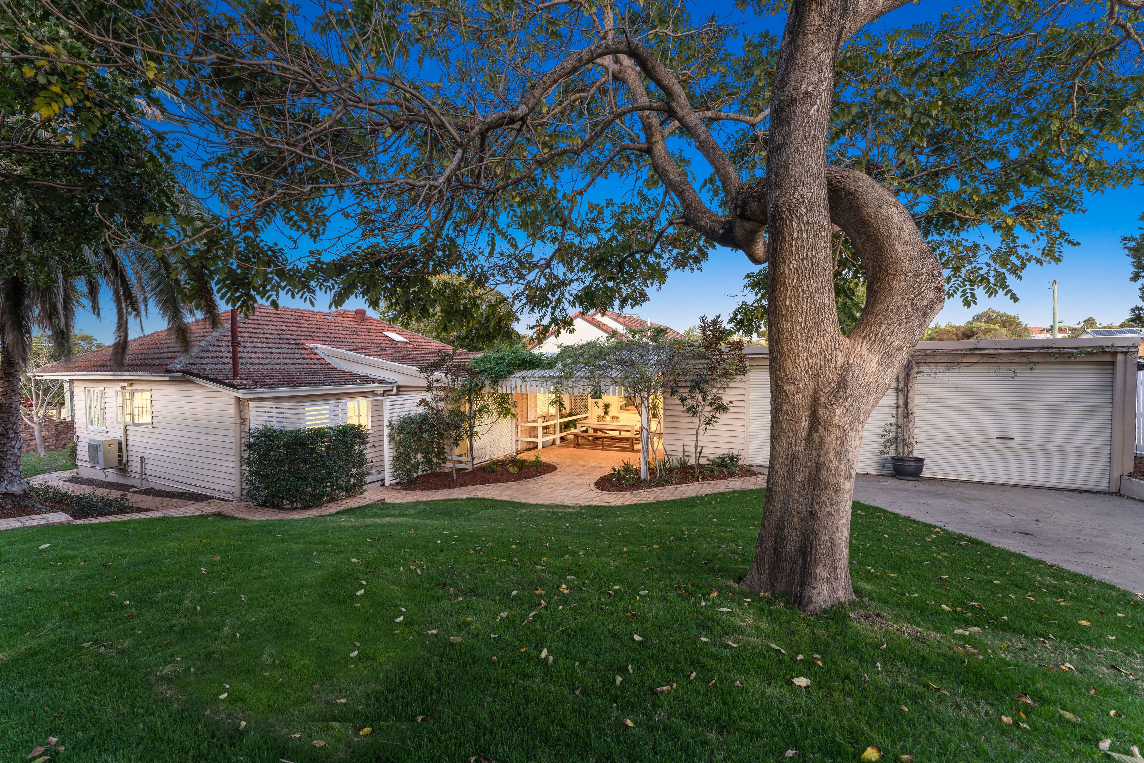 166 Hamilton Road, Wavell Heights QLD 4012, Wavell Heights - Image 1