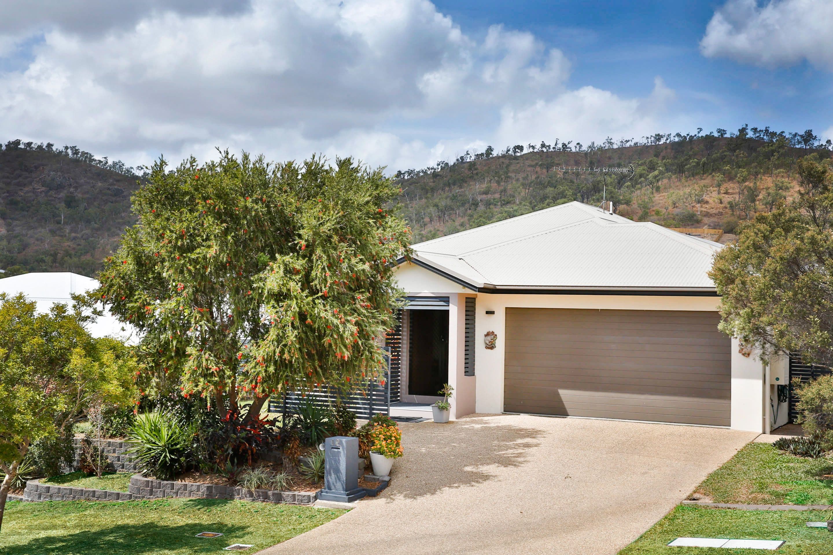 12 Tambo Court "Crestbrook", MOUNT LOUISA QLD 4814, Mount Louisa - Thumbnail 2