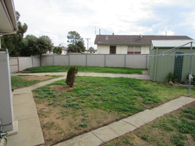 33 Dobinson Street, Echuca VIC 3564, Echuca - Thumbnail 6