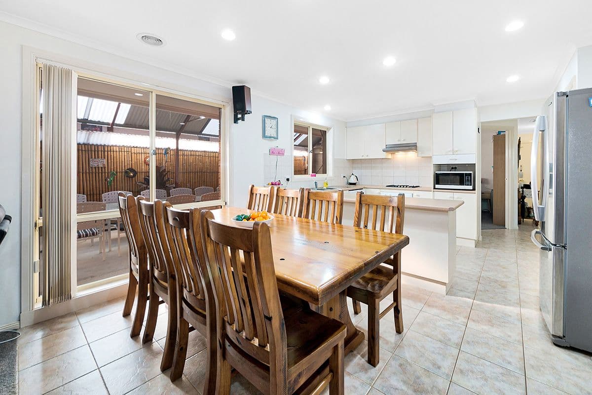 4 Gowrie Place, Cranbourne West VIC 3977, Cranbourne West - Thumbnail 7