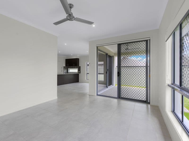 16 Aldritt Place, Bridgeman Downs QLD 4035, Bridgeman Downs - Thumbnail 4