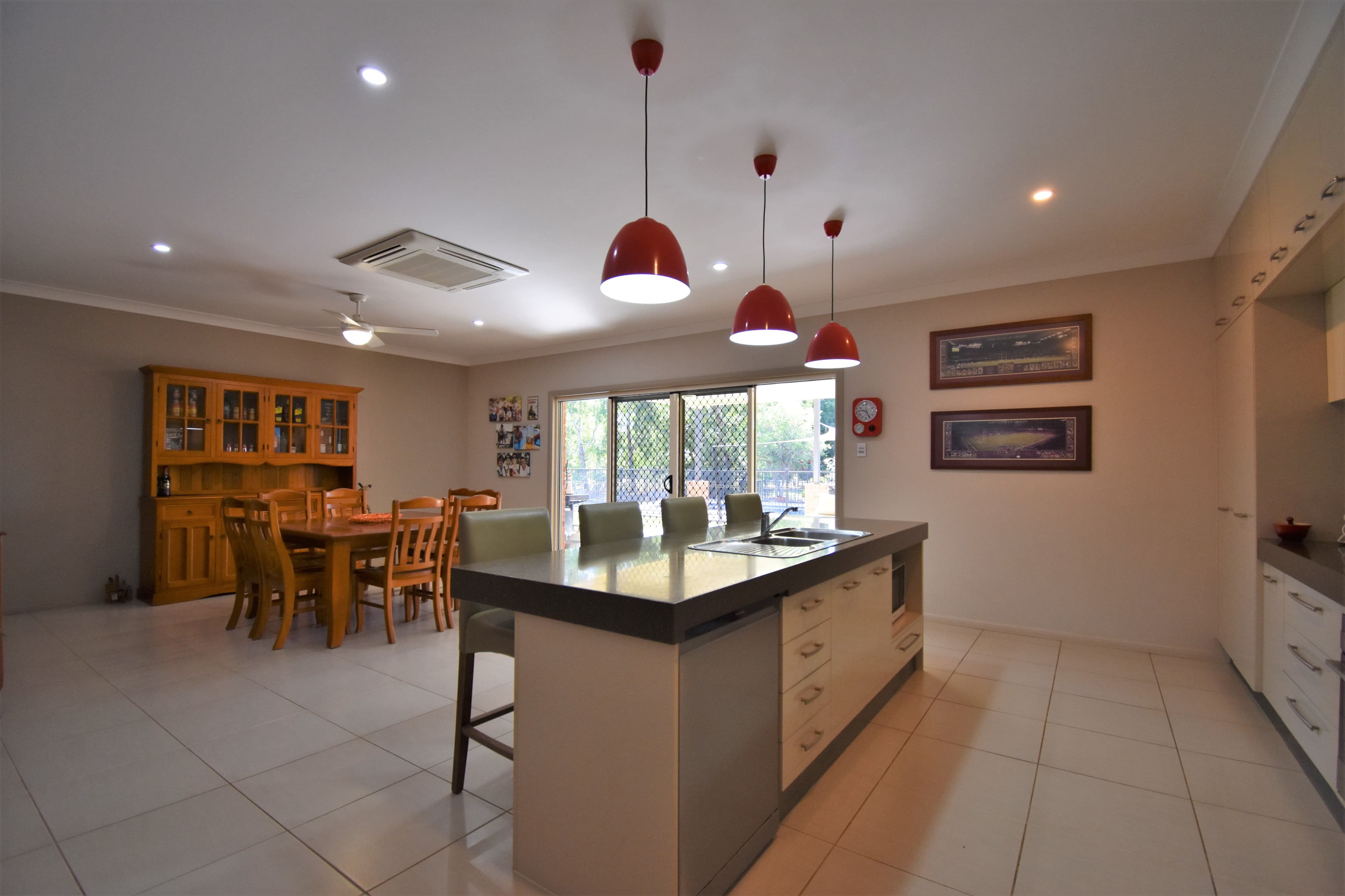 10 Gum Street, Barcaldine QLD 4725, Barcaldine - Thumbnail 4
