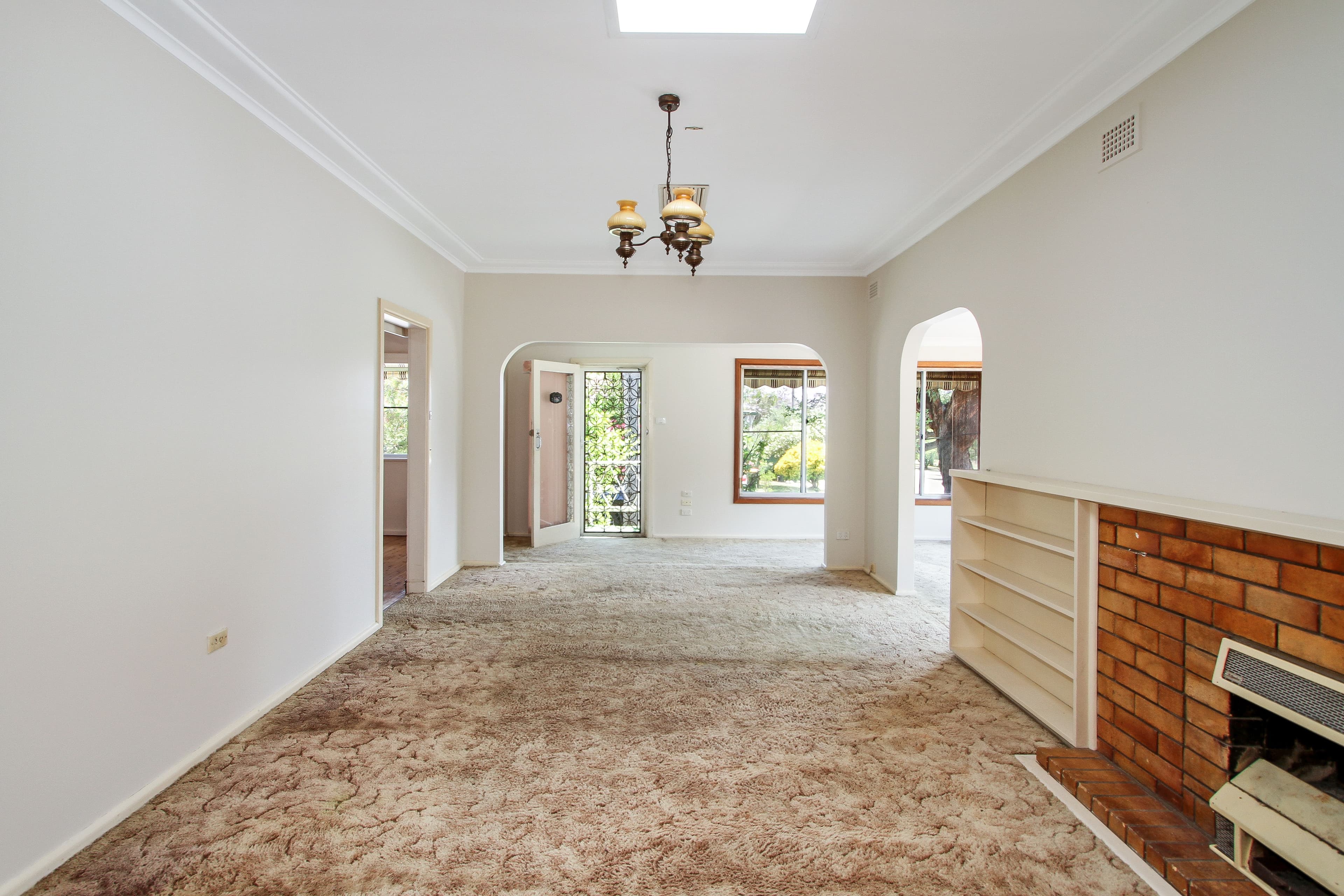 25 Marnola Crescent, East Tamworth - Thumbnail 3