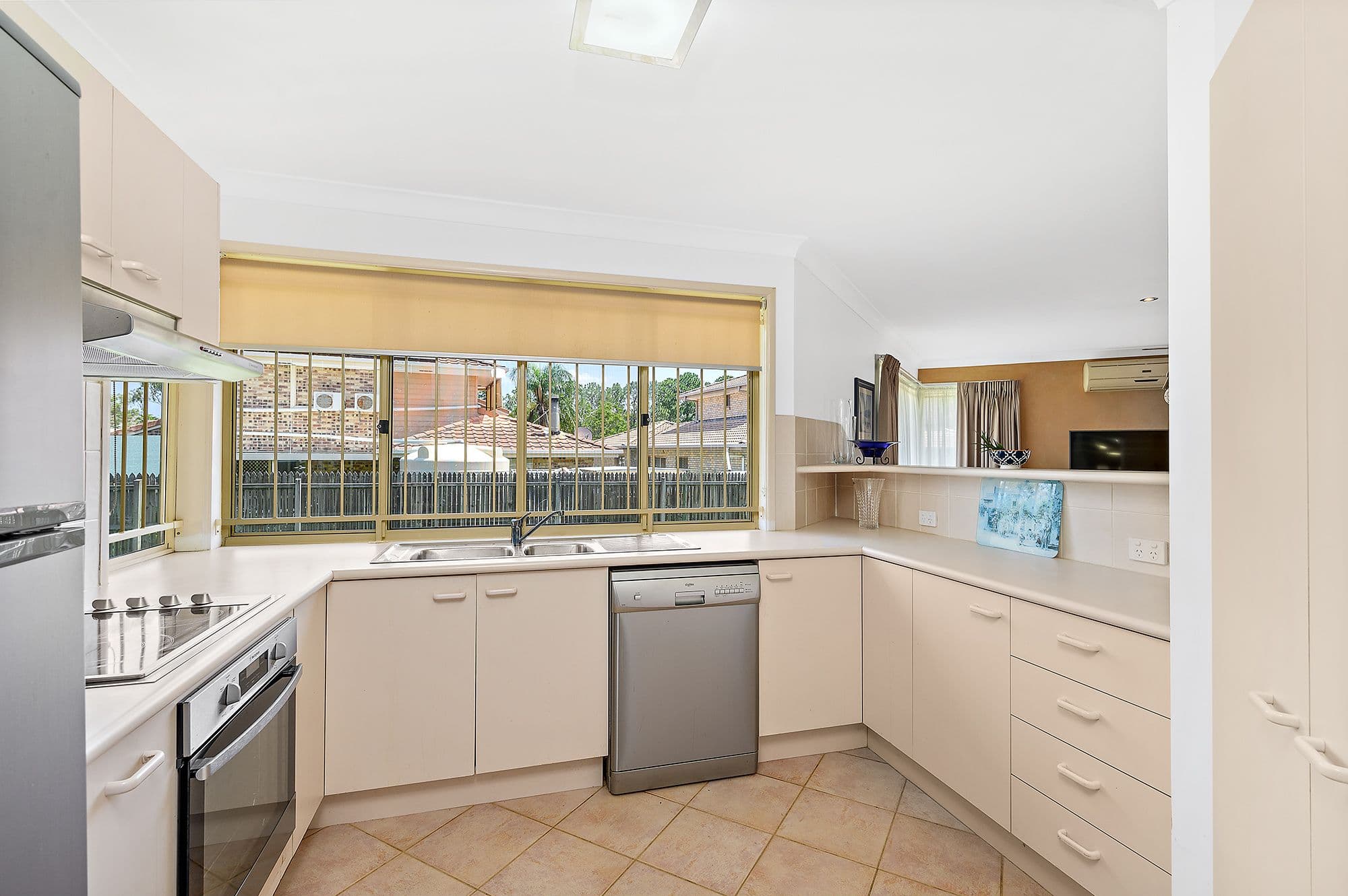28 Rivergum Place, Calamvale QLD 4116, Calamvale - Thumbnail 7