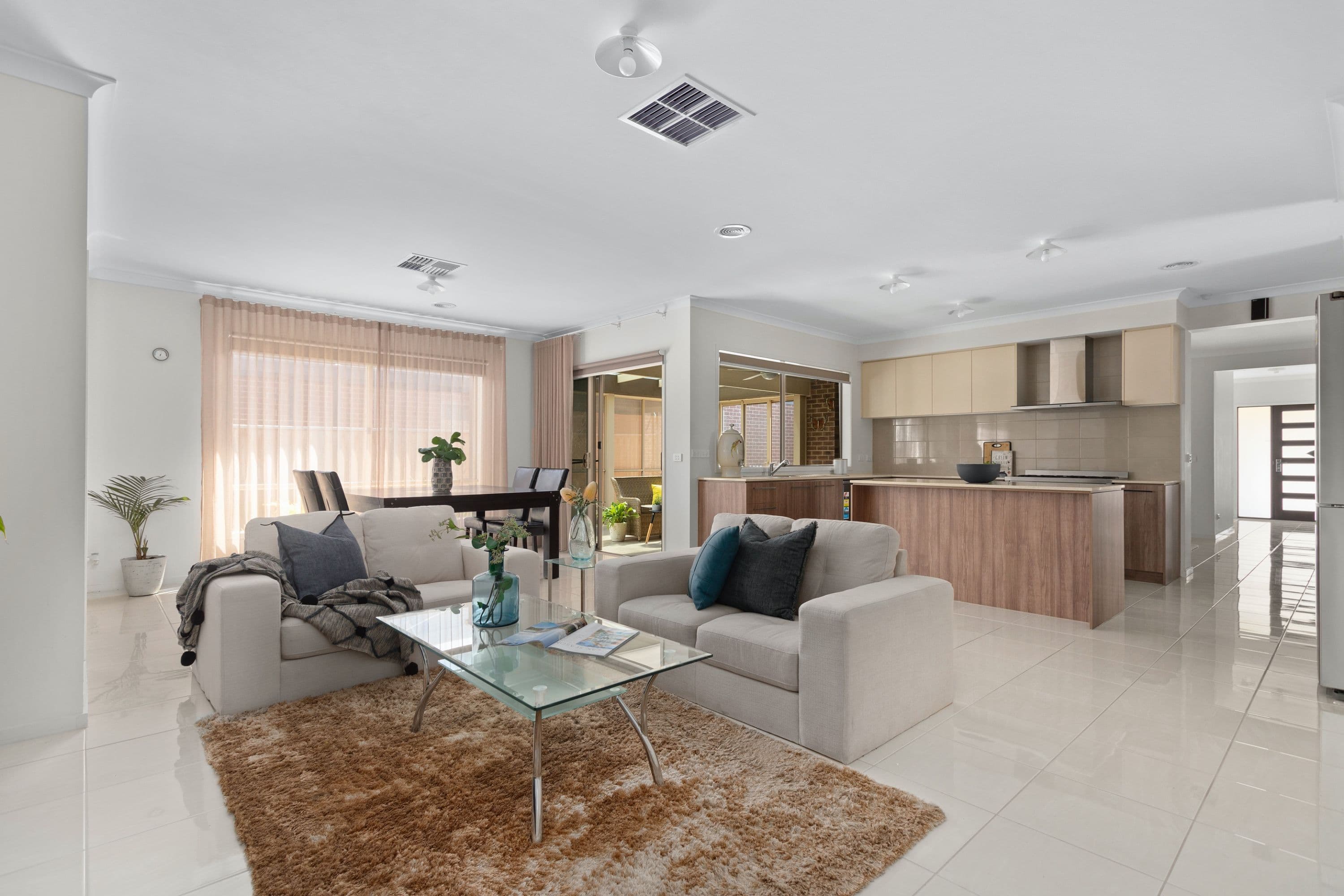 43 Woorawa Drive, Doreen VIC 3754, Doreen - Thumbnail 2